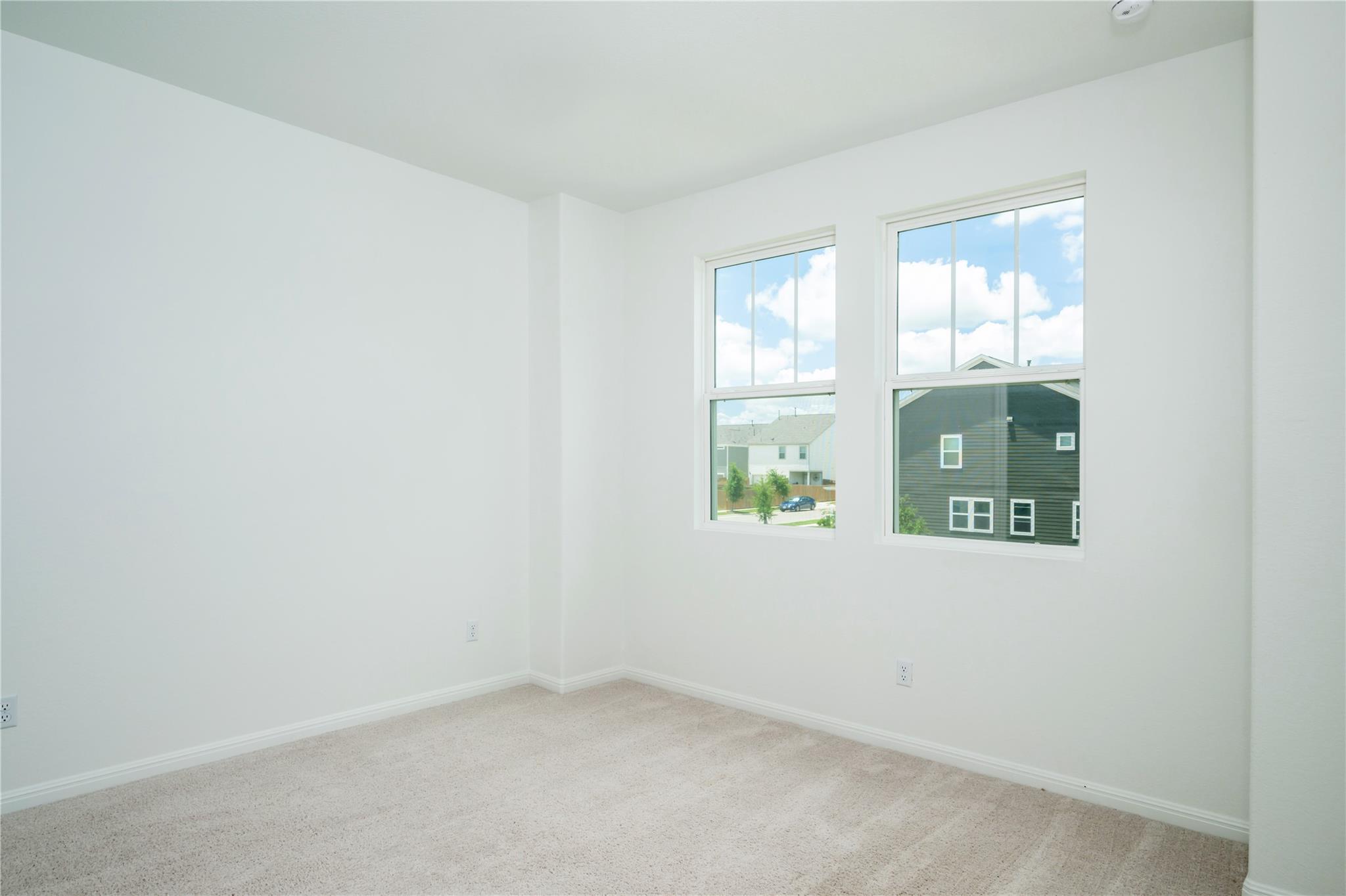 2540 Acoma Ln Property Photo 13