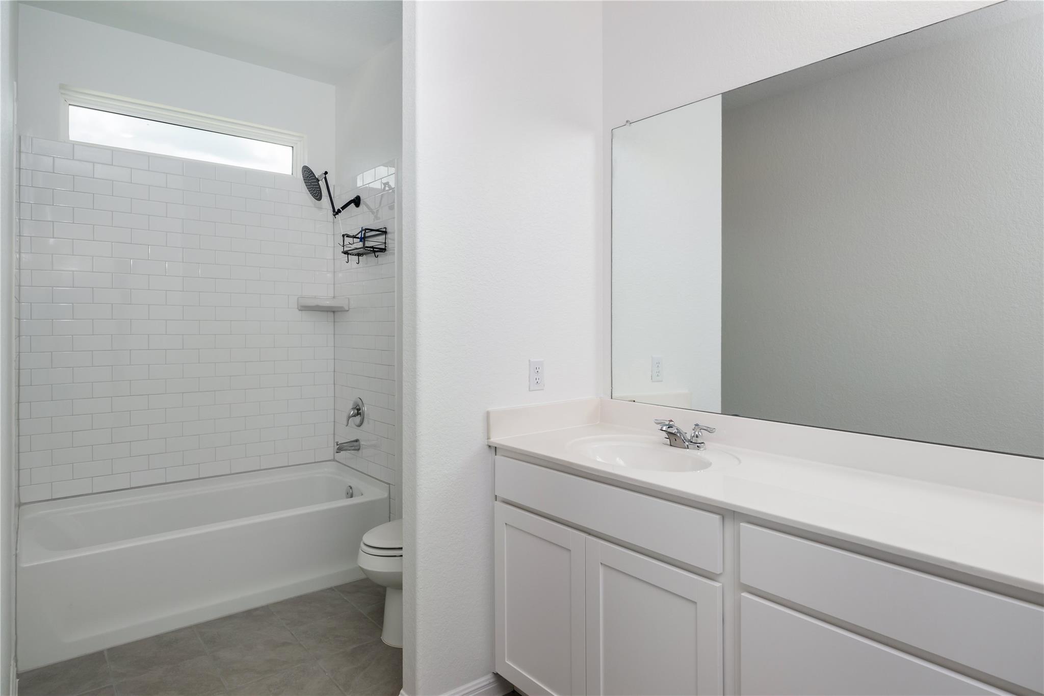 2540 Acoma Ln Property Photo 17