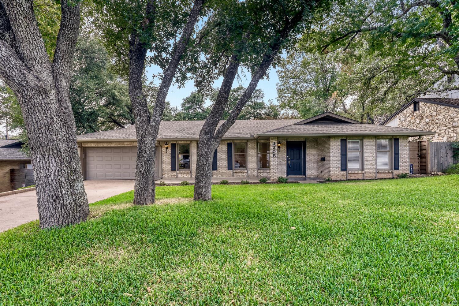 4205 Bamford Dr Property Photo 2
