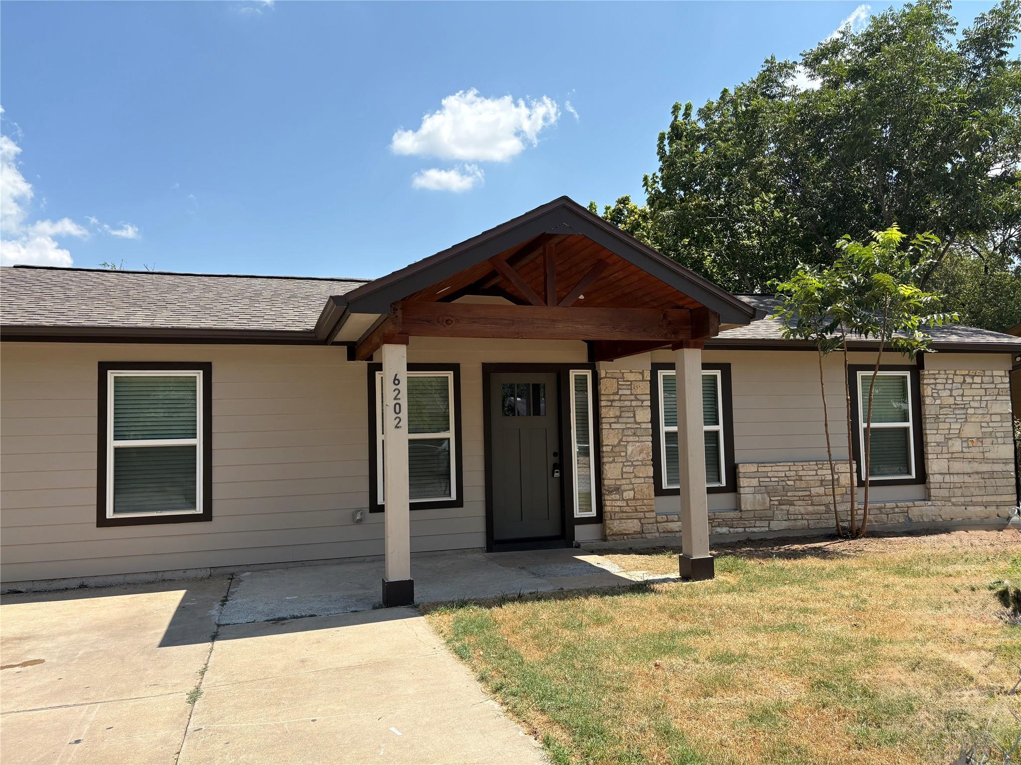 6202 Hogan Ave Property Photo 3
