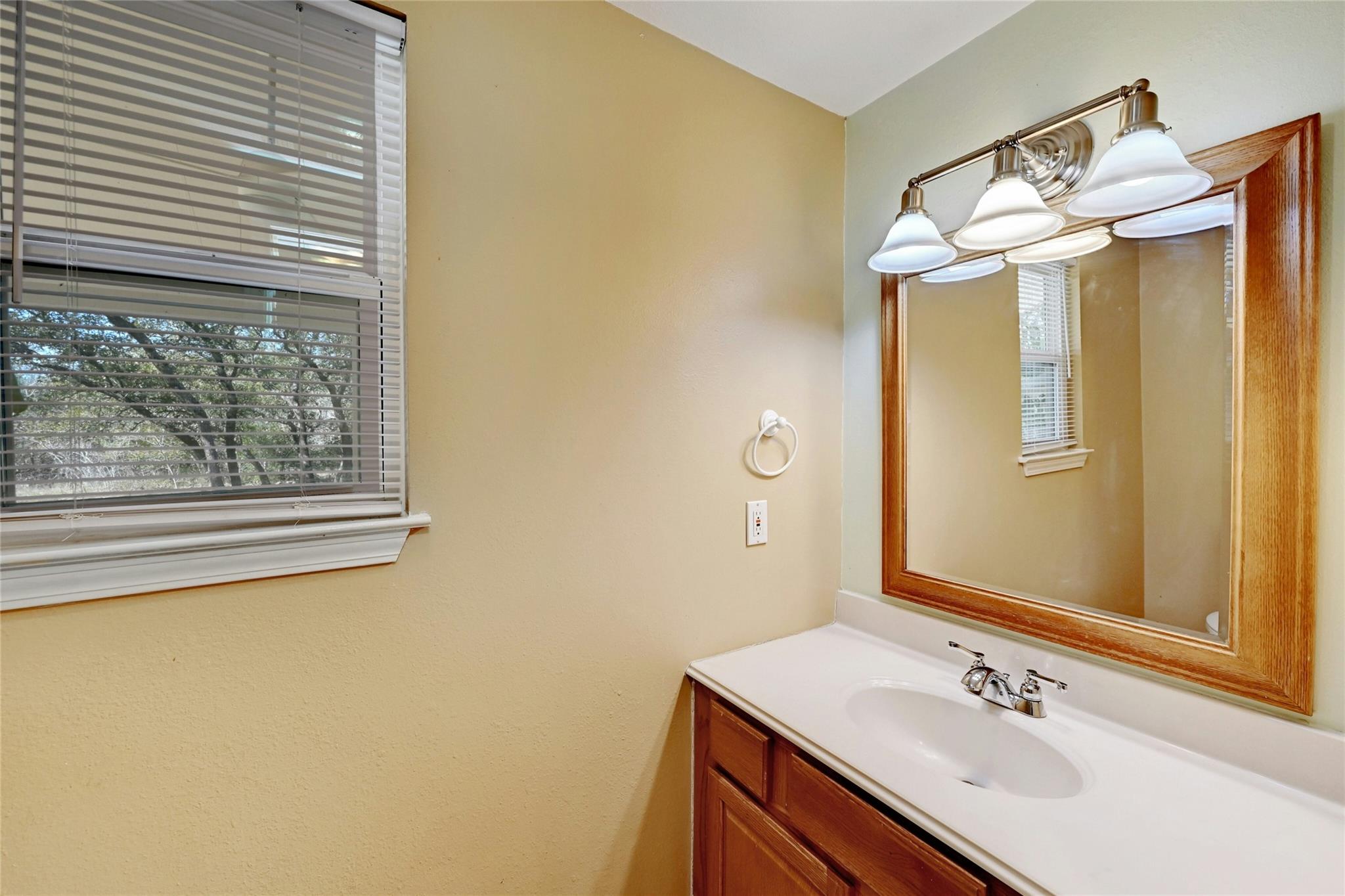 2828 Cross Rd Property Photo 27