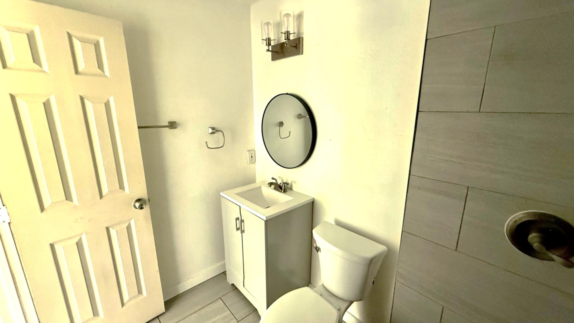 1307 Wroxton Way Property Photo 5