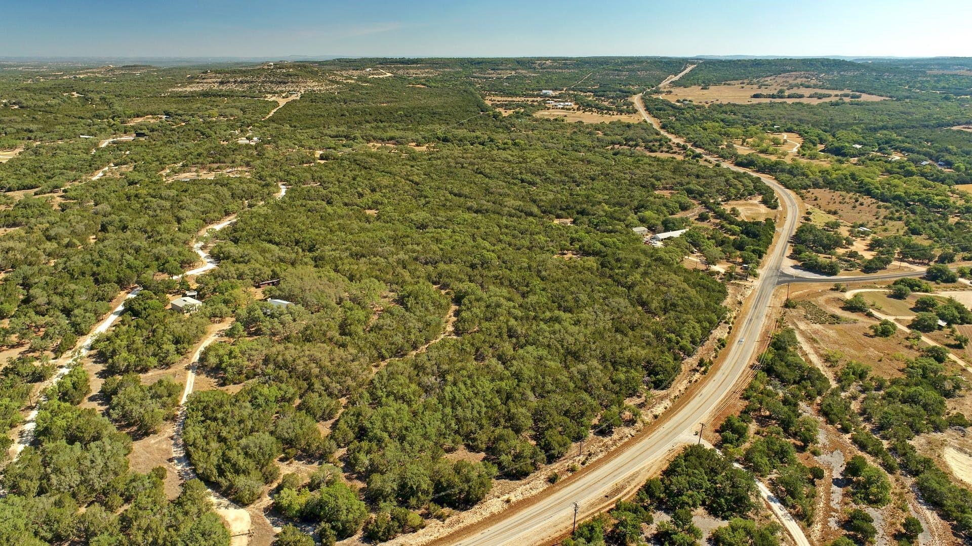 8146 Fm 165 Property Photo 2