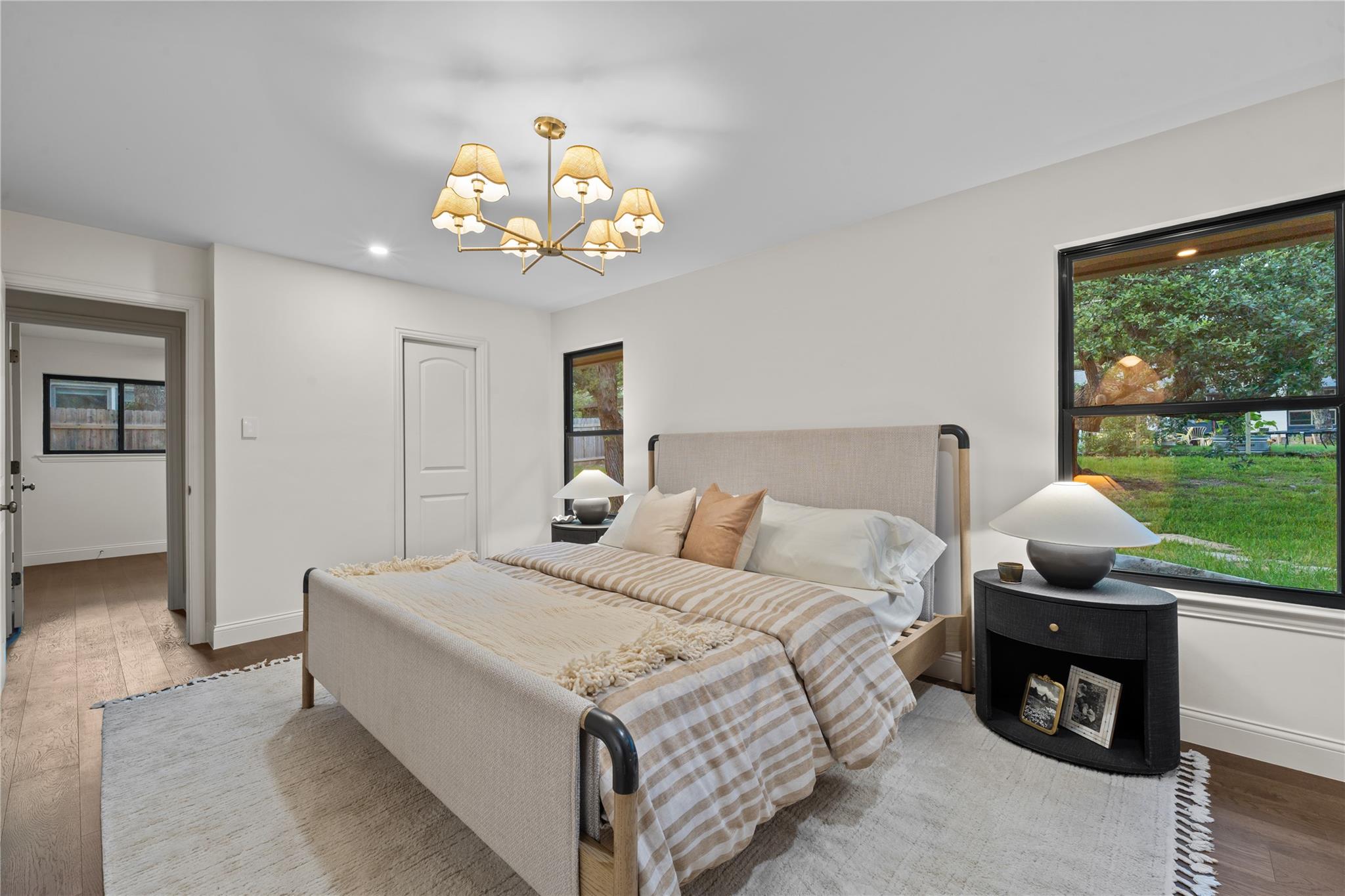 2404 Comburg Castle Way Property Photo 29