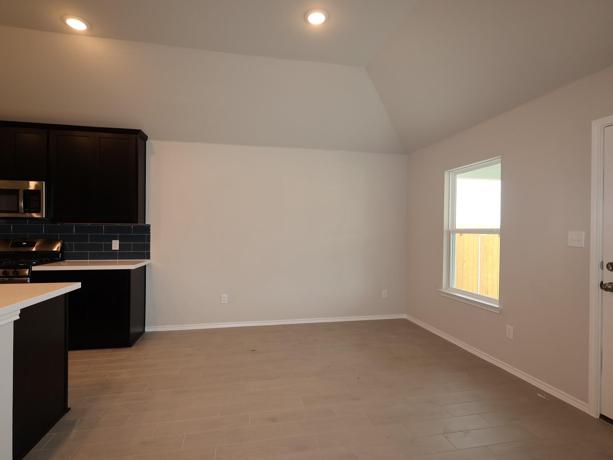 20021 Cornyn Ln Property Photo 5