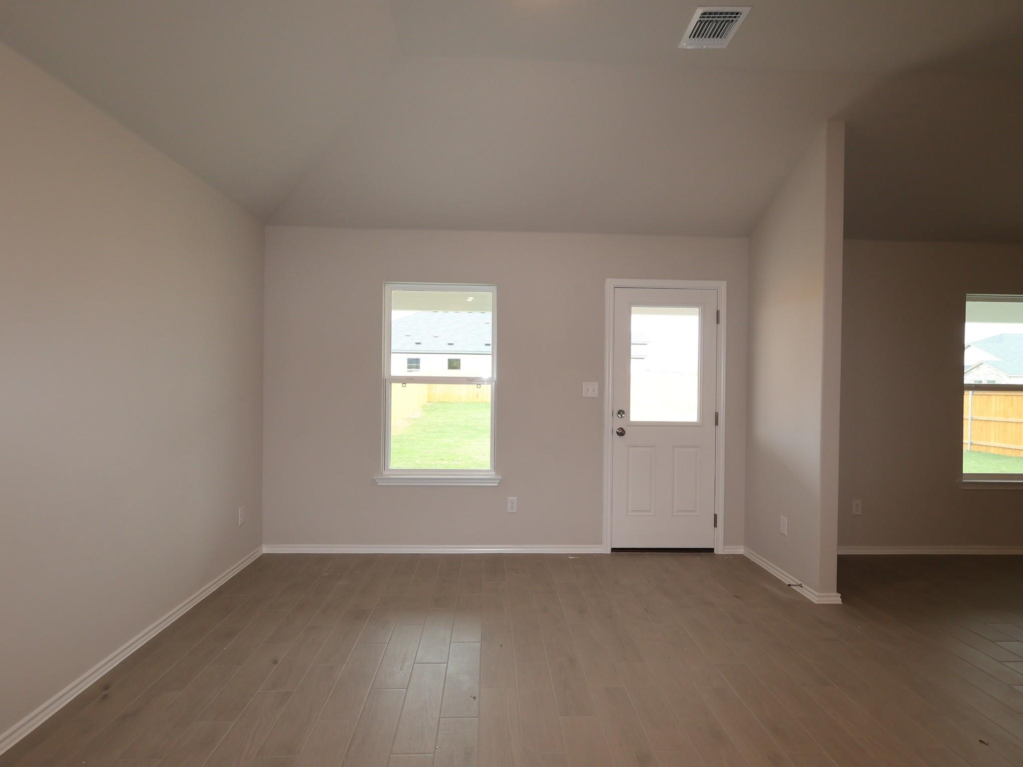 20021 Cornyn Ln Property Photo 6