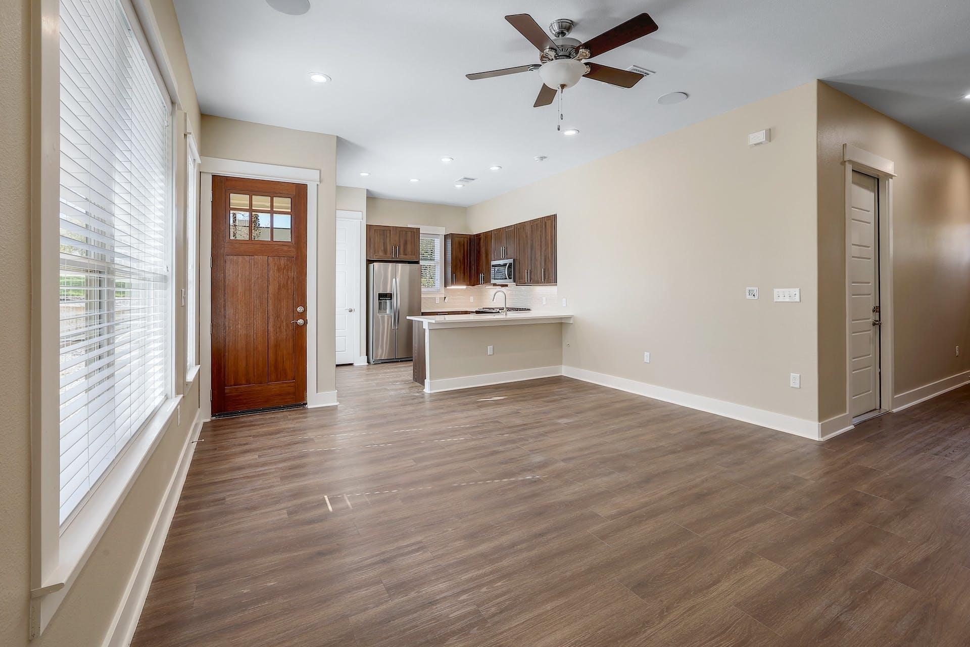 1706 Cedar Bend Dr #a Property Photo 4