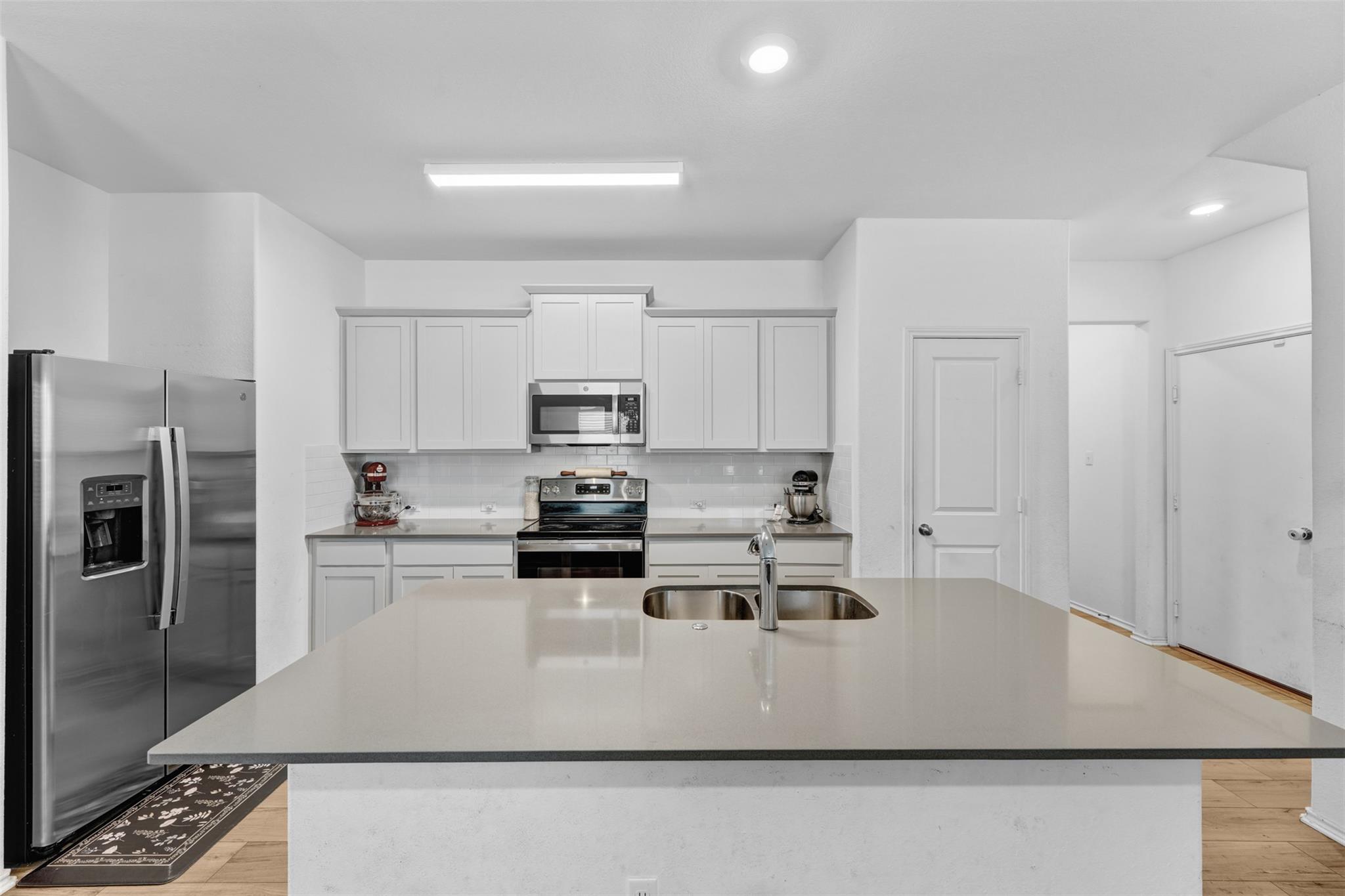 413 Perfect World Loop Property Photo 11