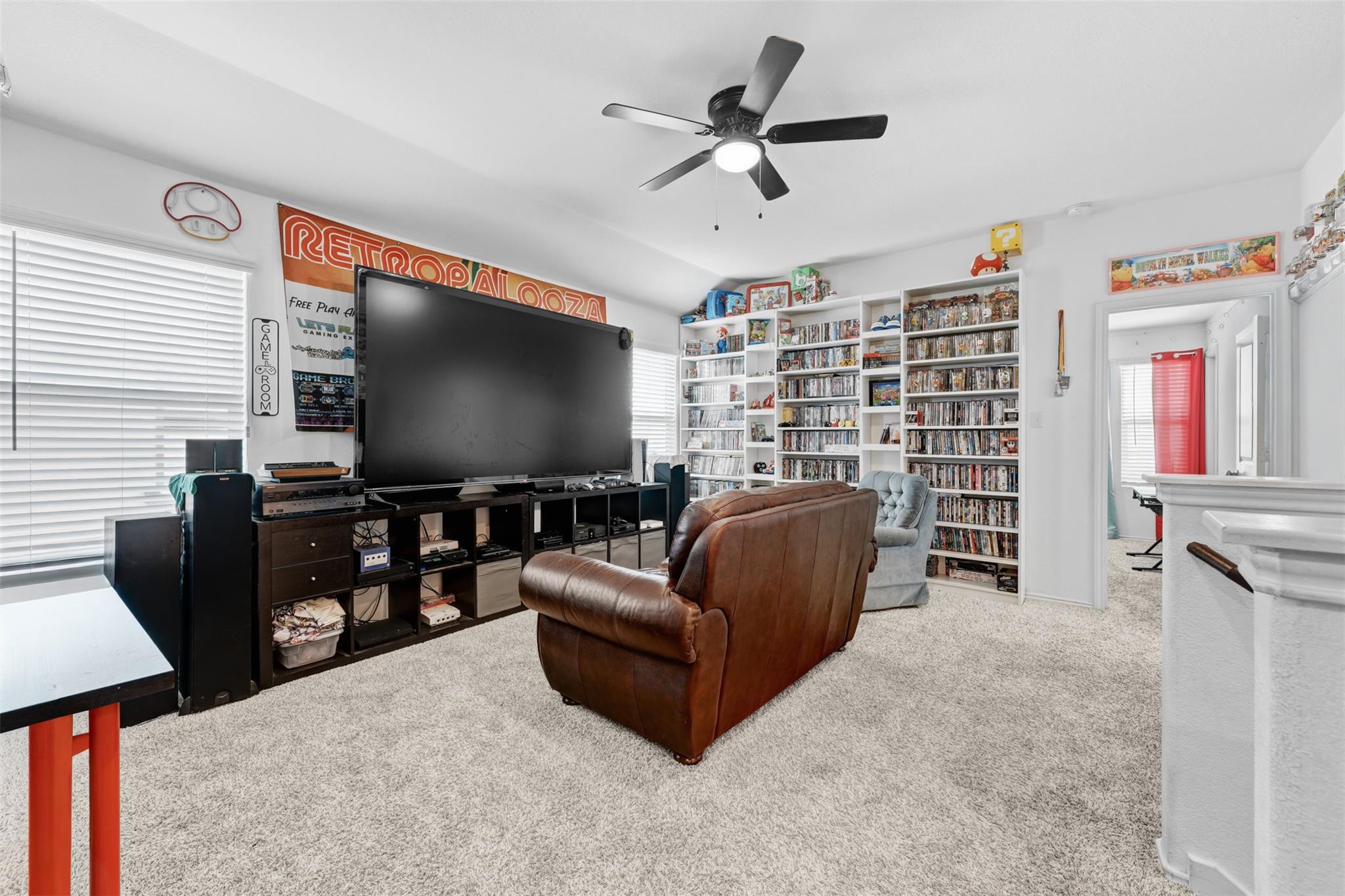 413 Perfect World Loop Property Photo 26
