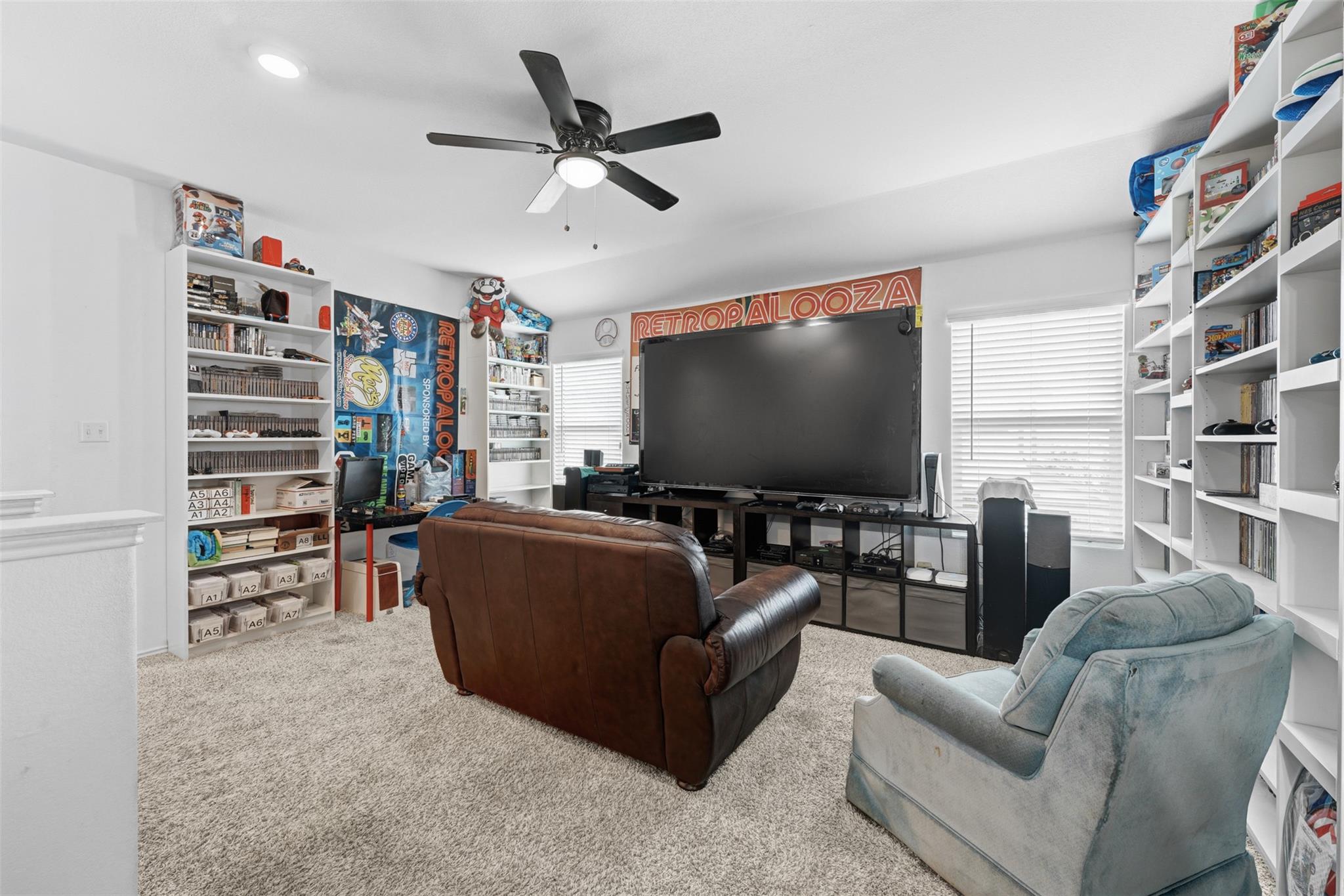 413 Perfect World Loop Property Photo 27