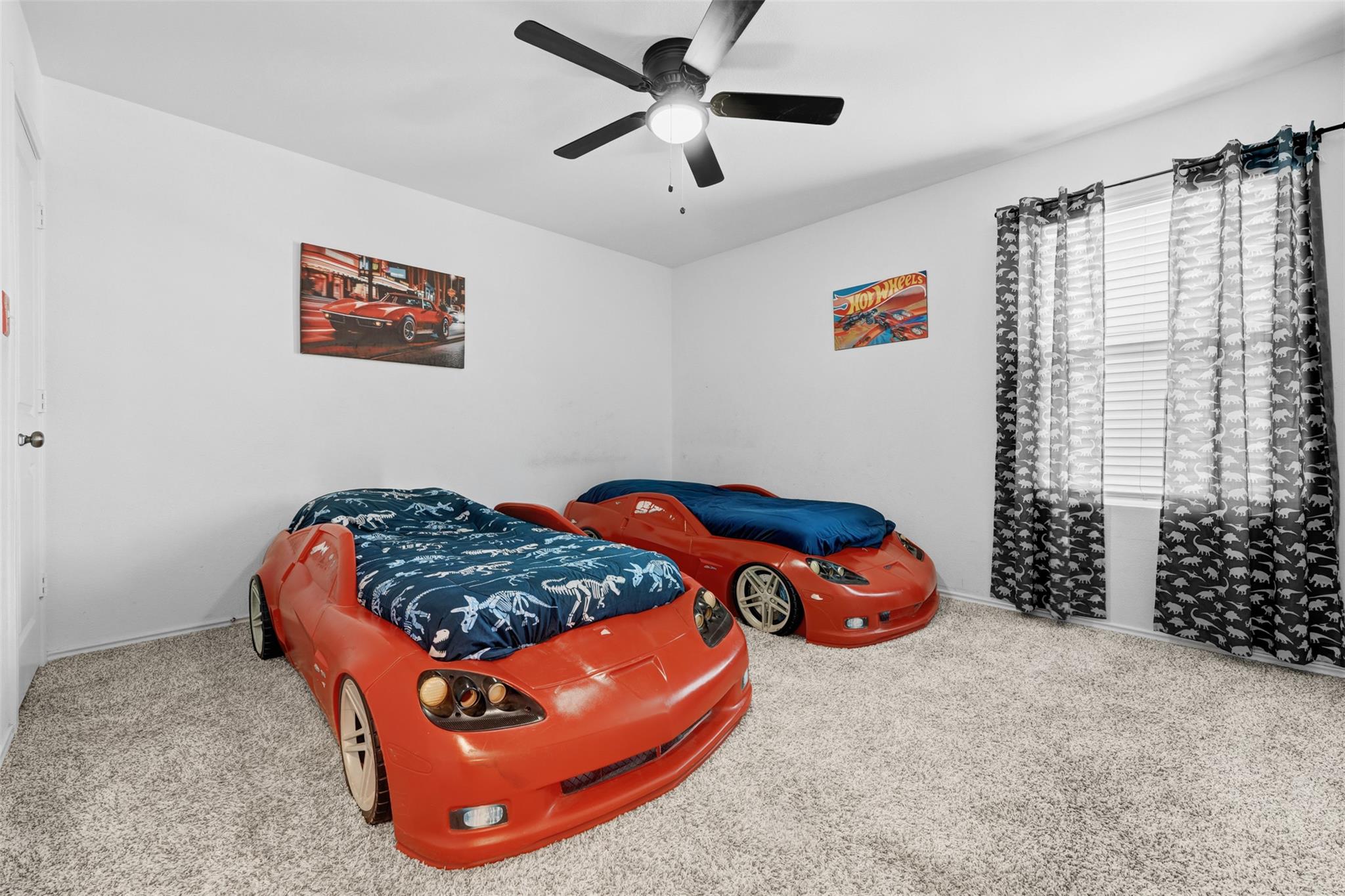 413 Perfect World Loop Property Photo 31