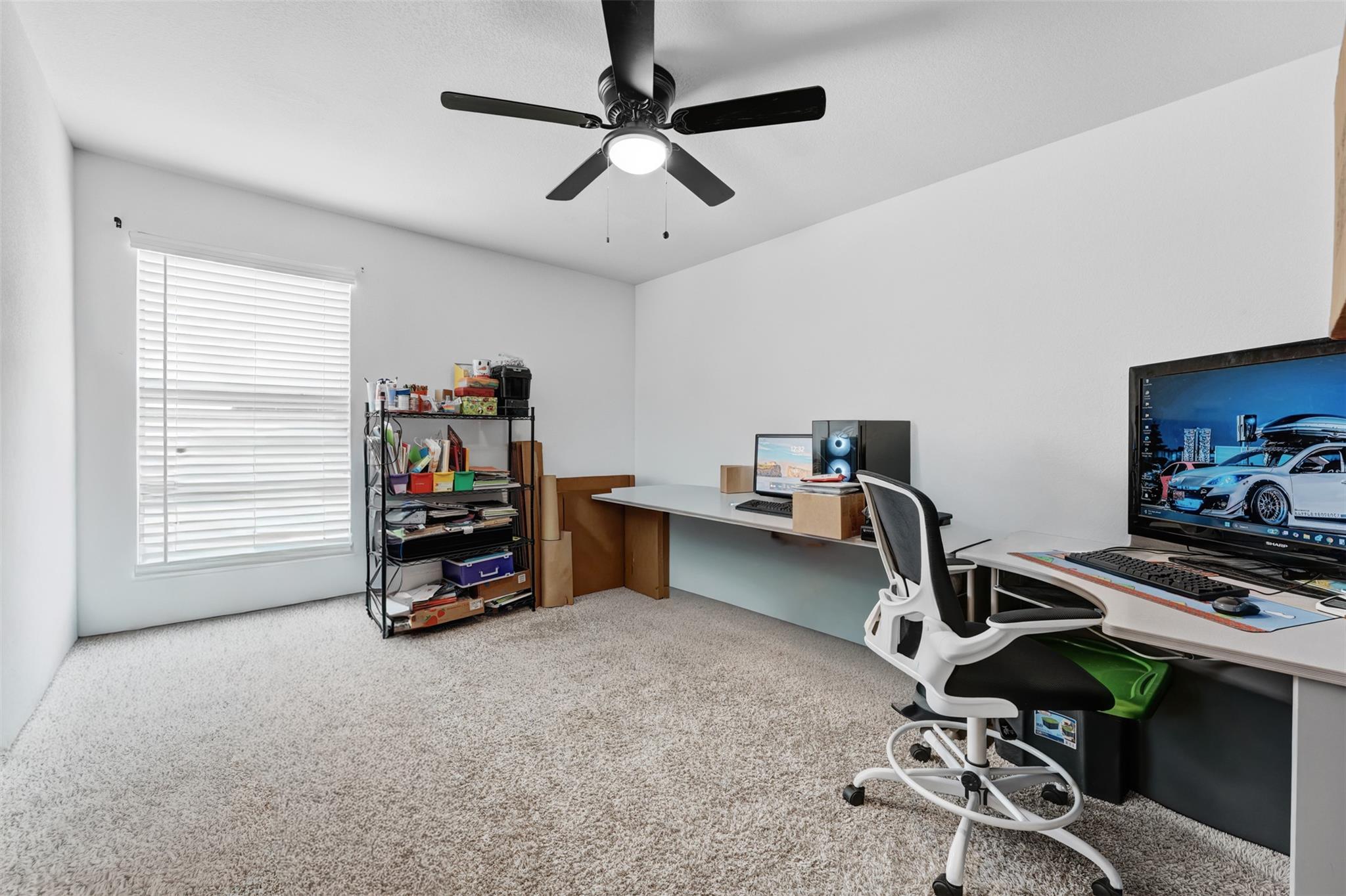 413 Perfect World Loop Property Photo 32