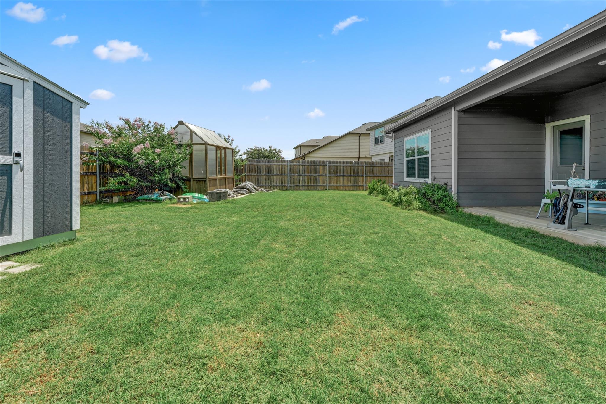 413 Perfect World Loop Property Photo 36