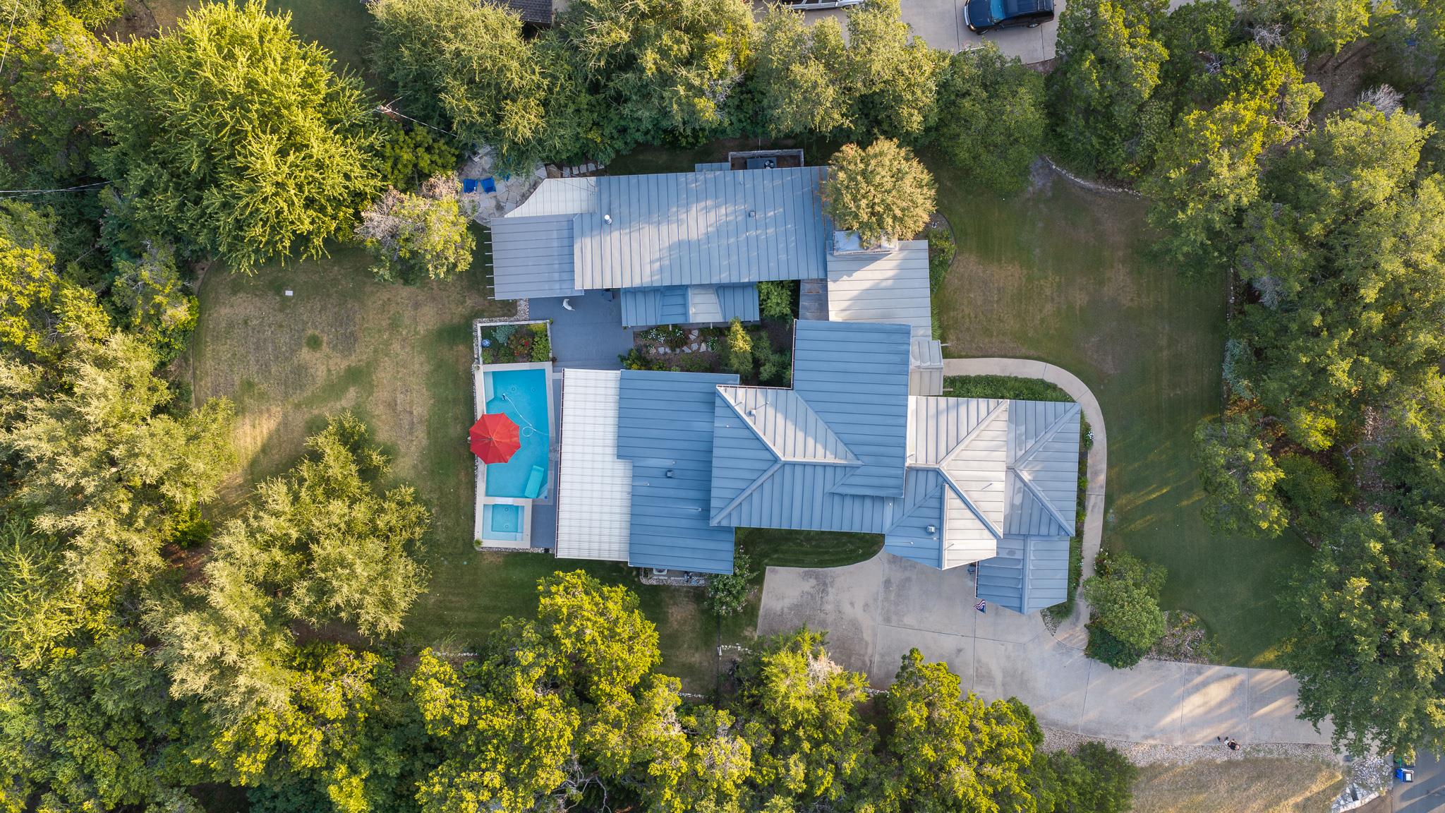 5910 Travis Woods Cv Property Photo 3