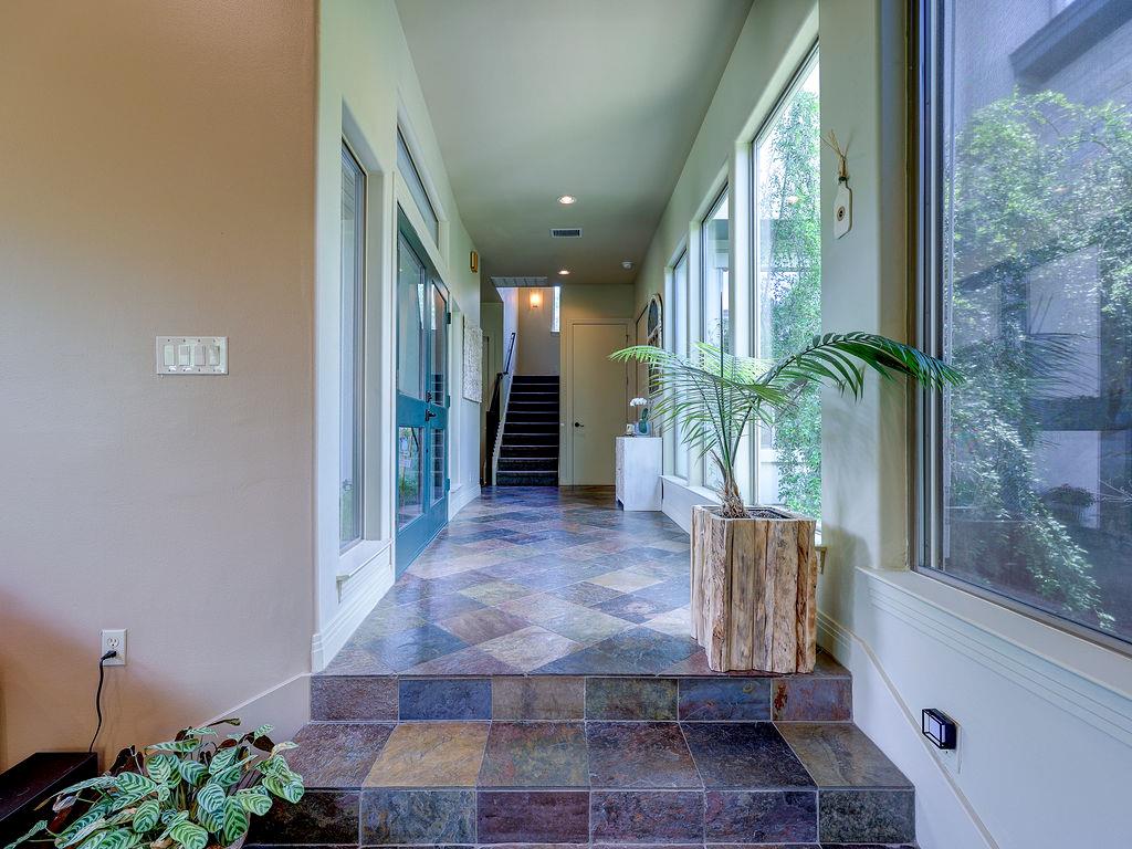 5910 Travis Woods Cv Property Photo 10