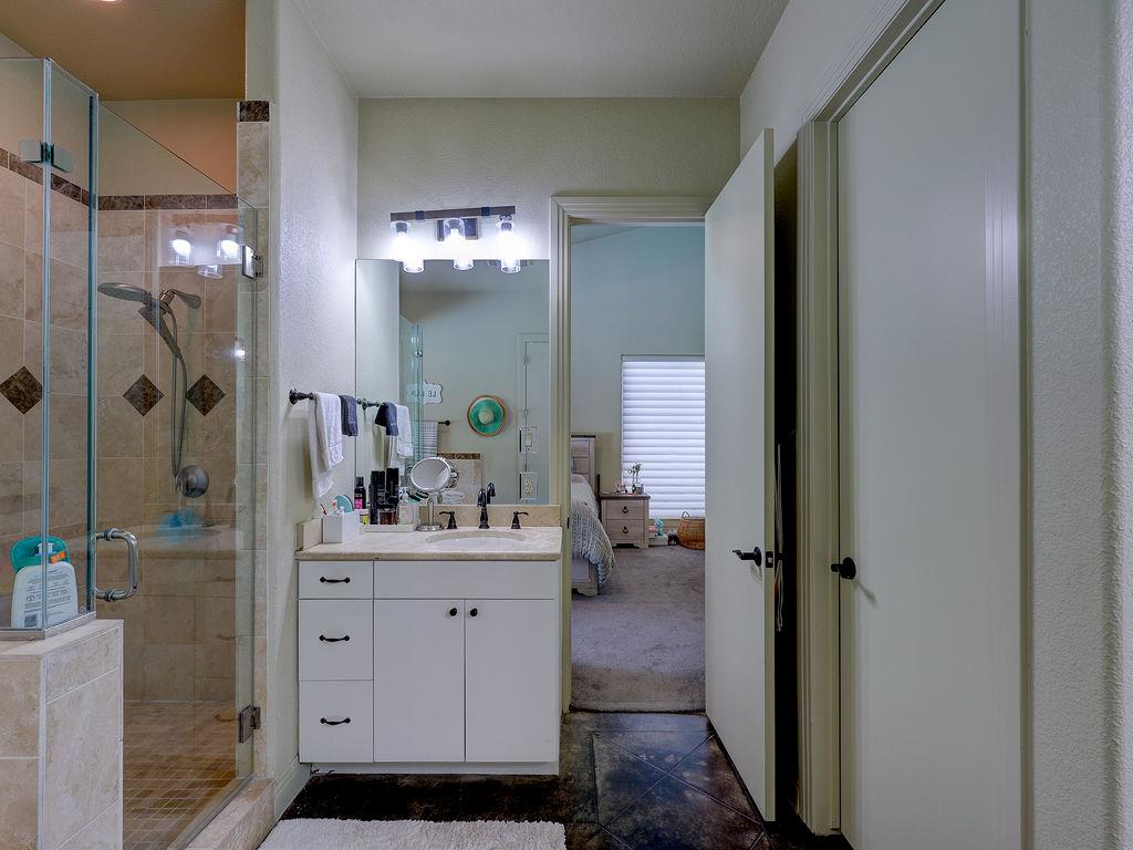 5910 Travis Woods Cv Property Photo 32