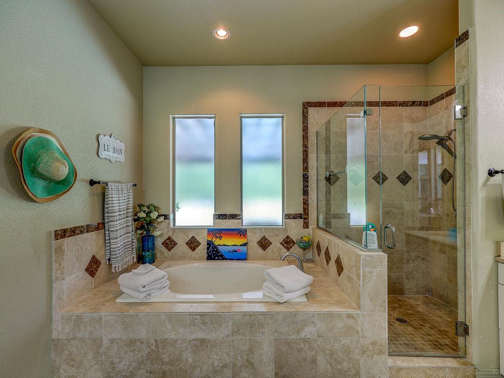 5910 Travis Woods Cv Property Photo 35
