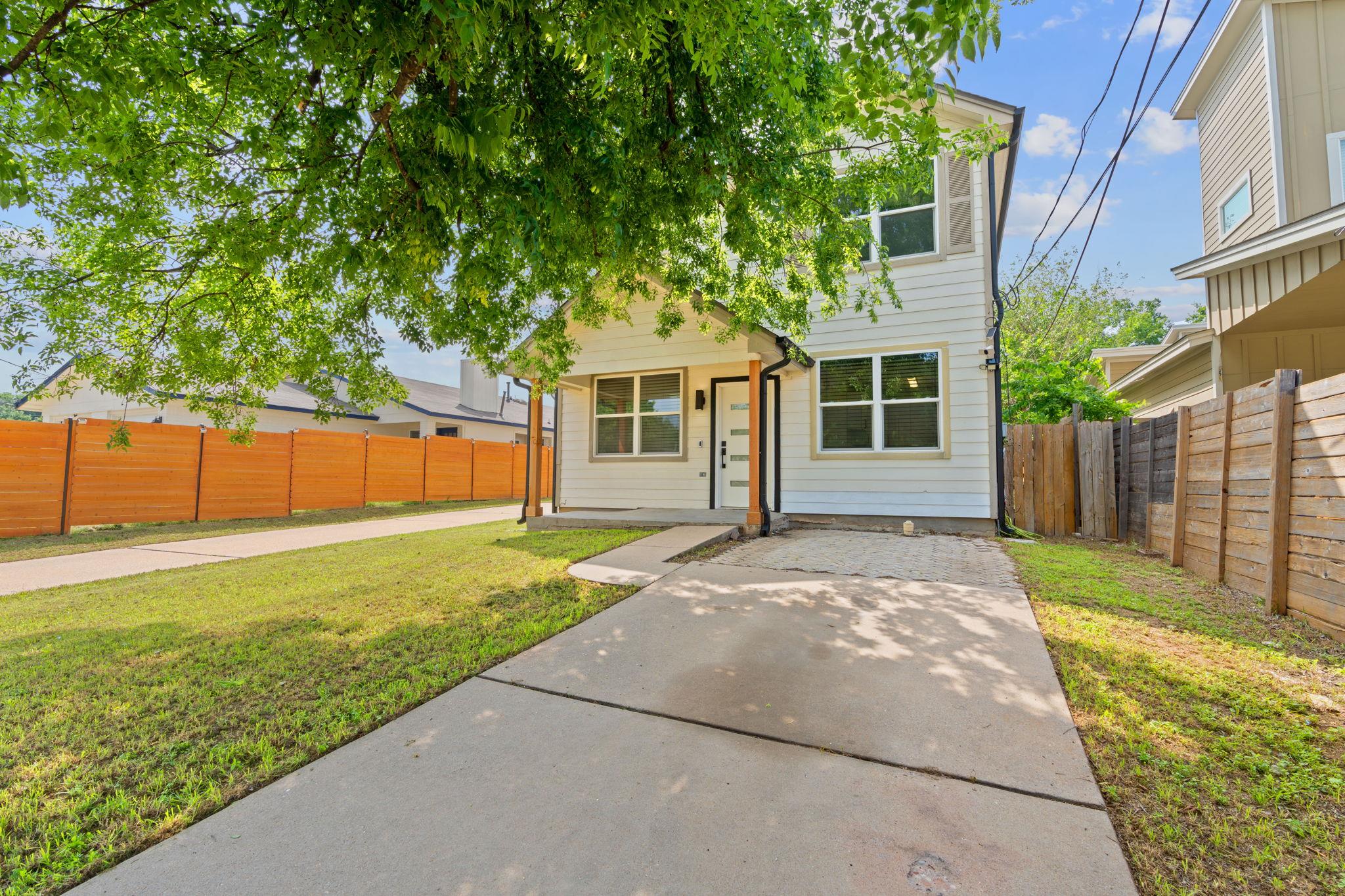 7204 Carver Ave #a Property Photo 1