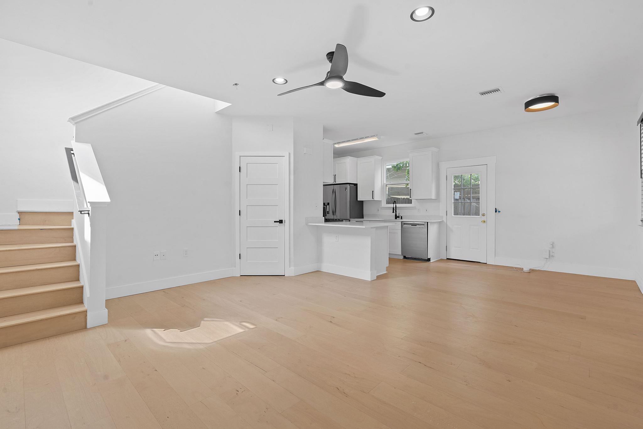 7204 Carver Ave #a Property Photo 7