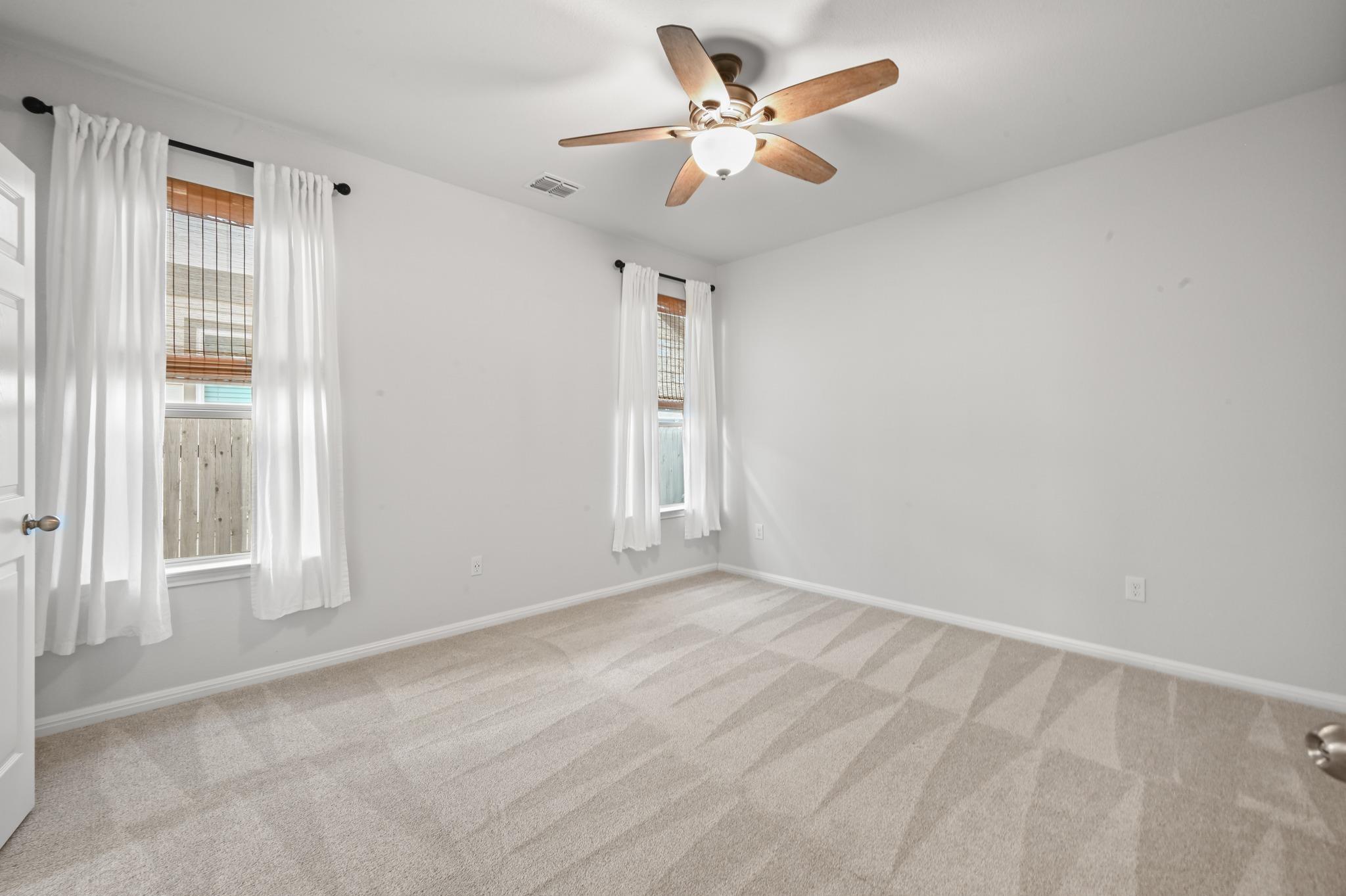 1507 Falconer Way Property Photo 15