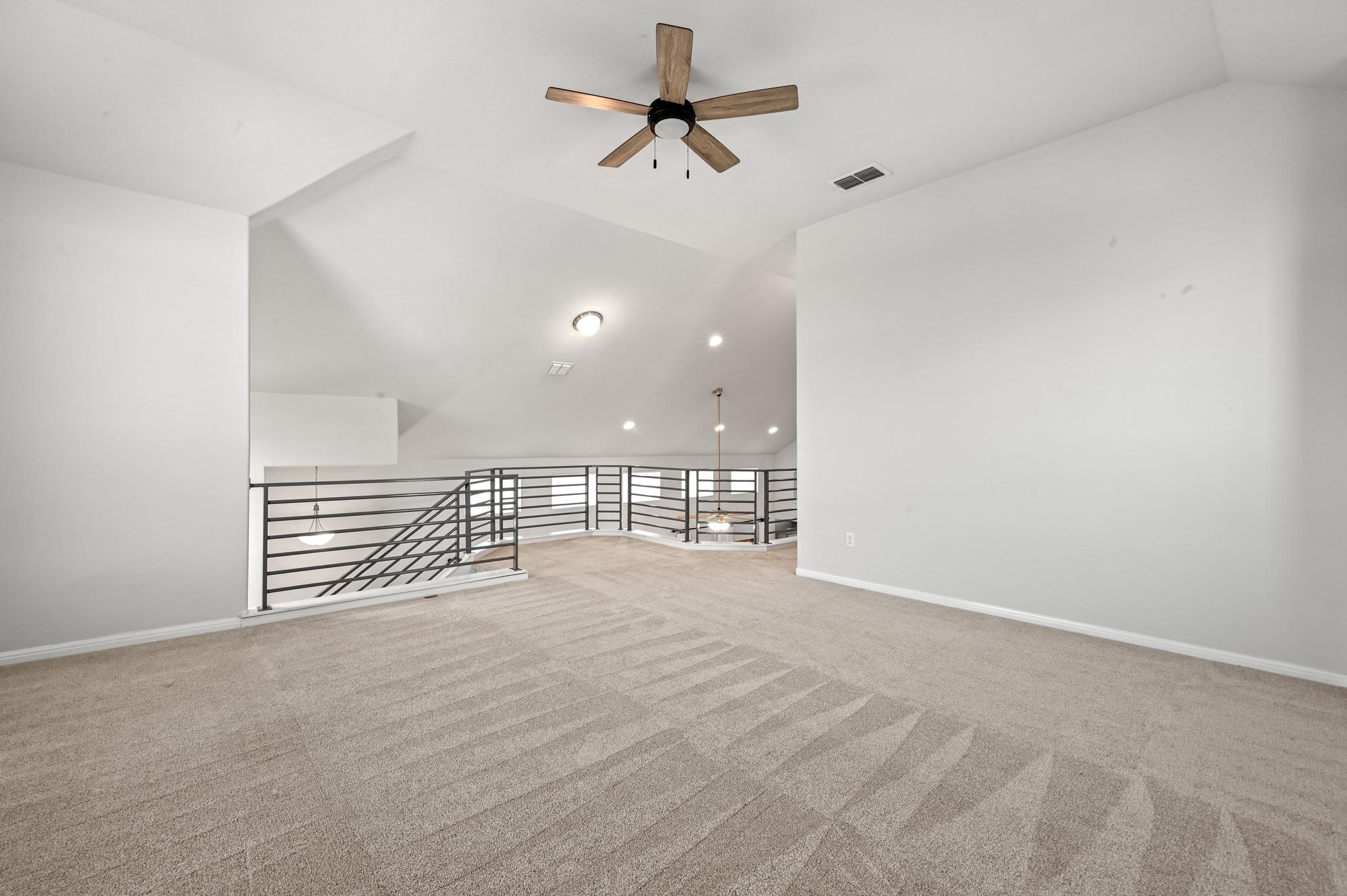1507 Falconer Way Property Photo 26