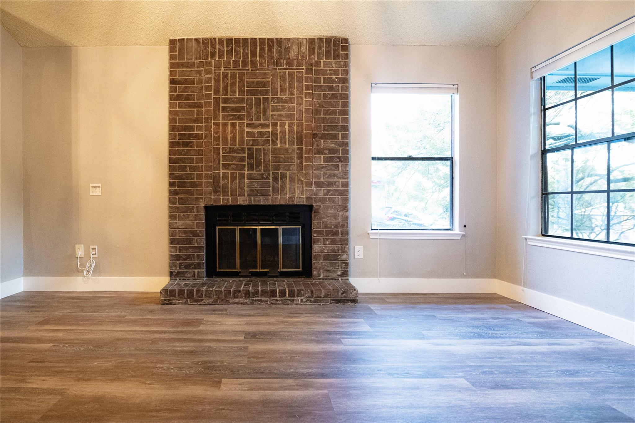 5302 Spring Meadow Rd Property Photo 8