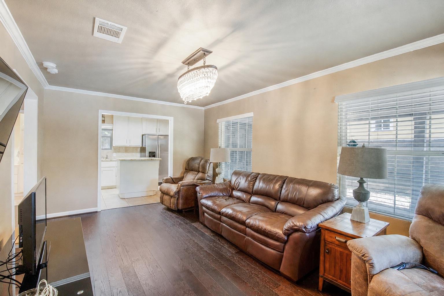 1124 Tillery St Property Photo 13
