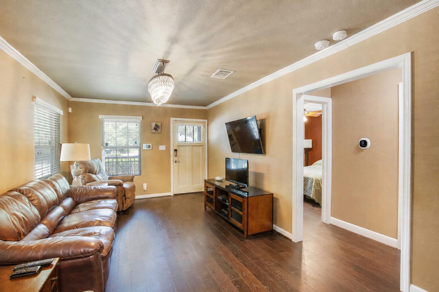 1124 Tillery St Property Photo 18