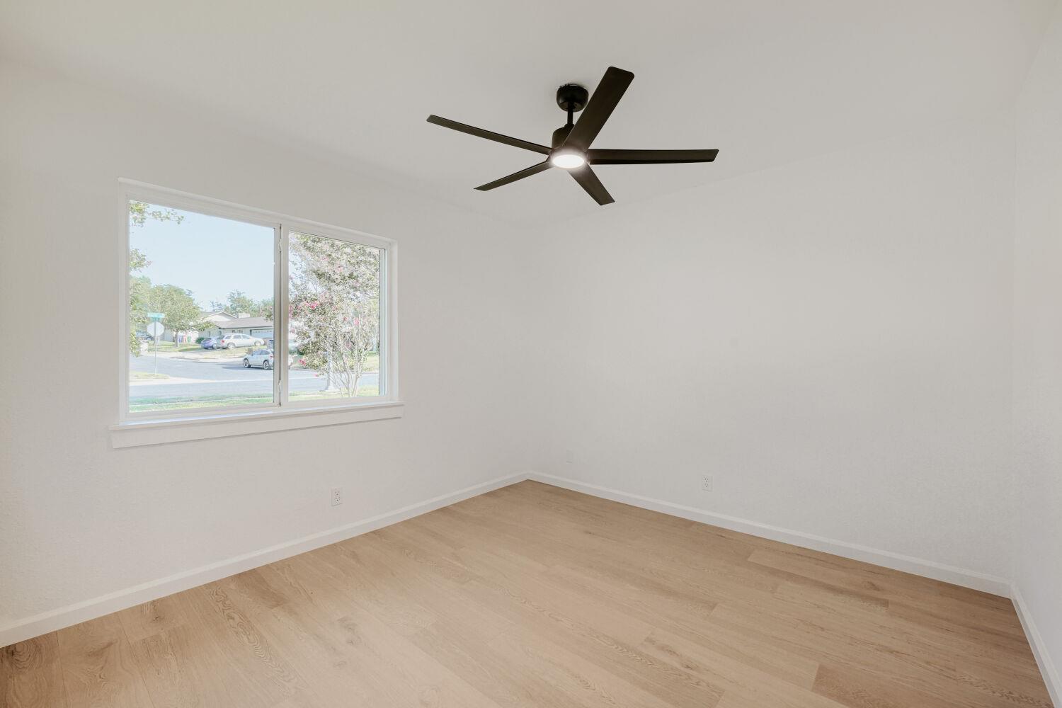 10006 Faylin Dr Property Photo 33