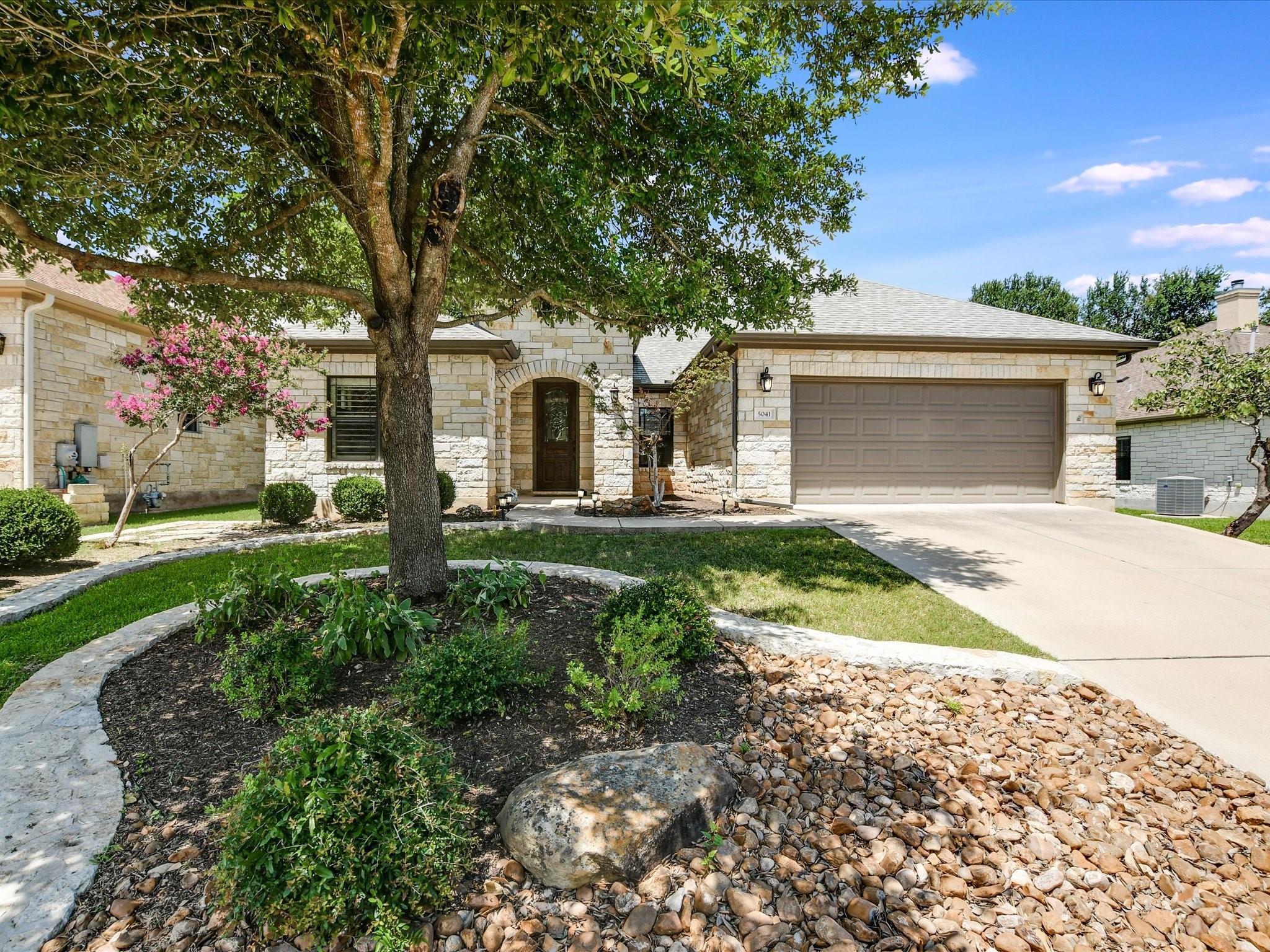 5041 Big Bend Trl Property Photo 1