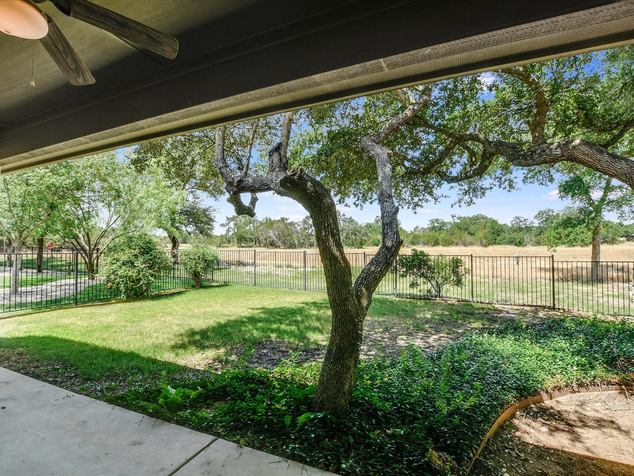 5041 Big Bend Trl Property Photo 3