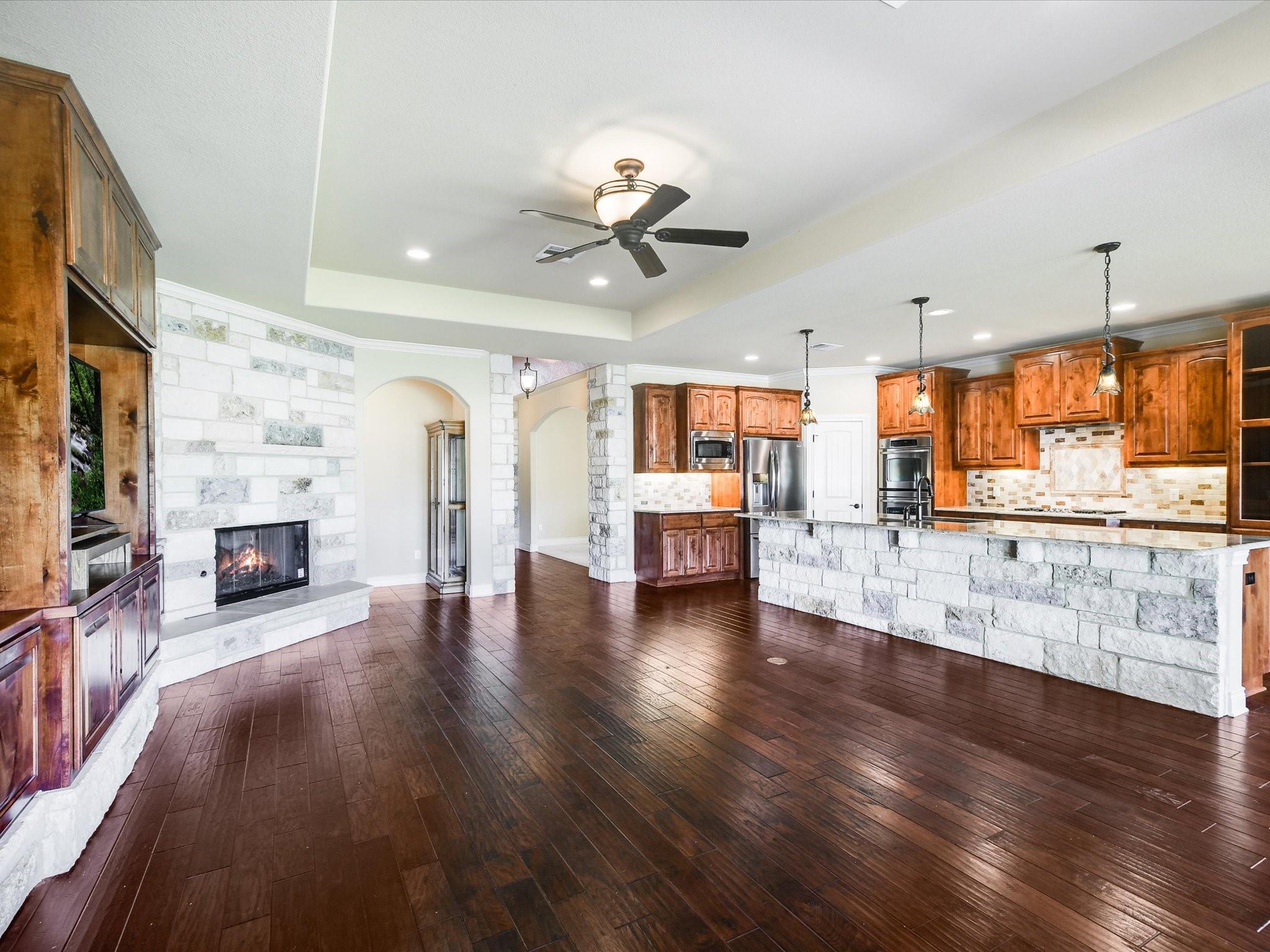 5041 Big Bend Trl Property Photo 8