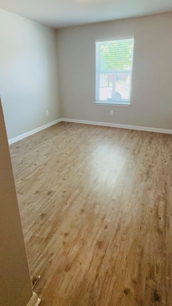1414 Walden Pond Dr Property Photo 3