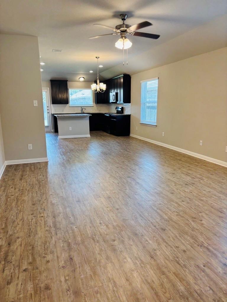 1414 Walden Pond Dr Property Photo 9