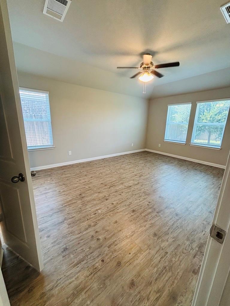 1414 Walden Pond Dr Property Photo 14