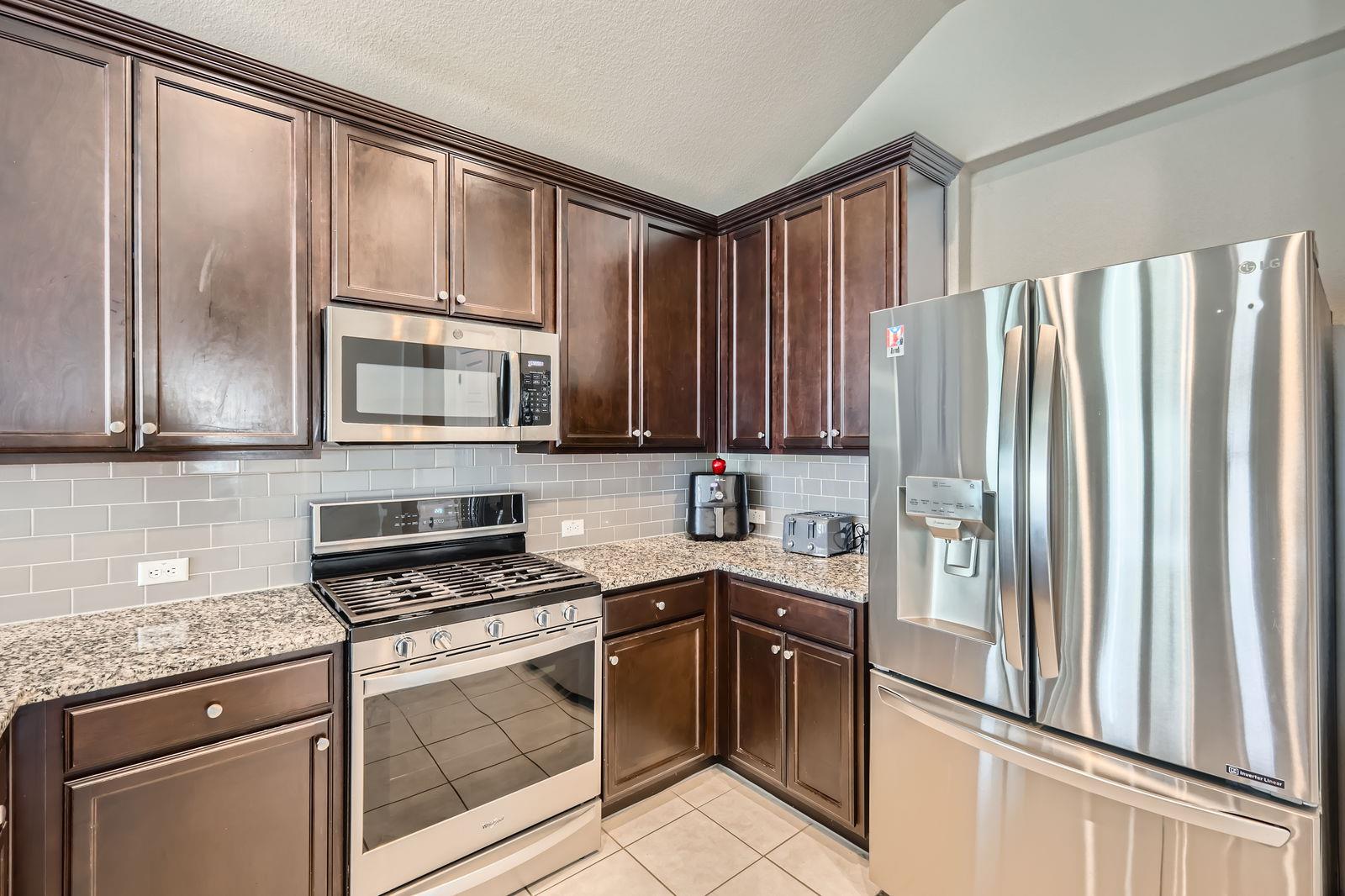 281 Gaida Loop Property Photo 1