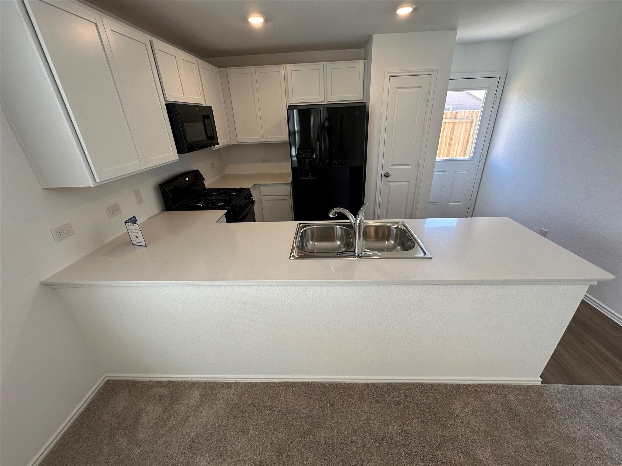233 Magalia Ln Property Photo 4