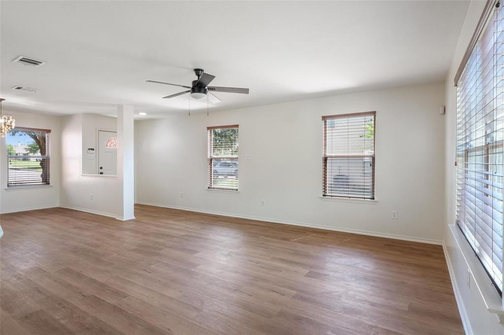 1539 Apollo Cir Property Photo 4
