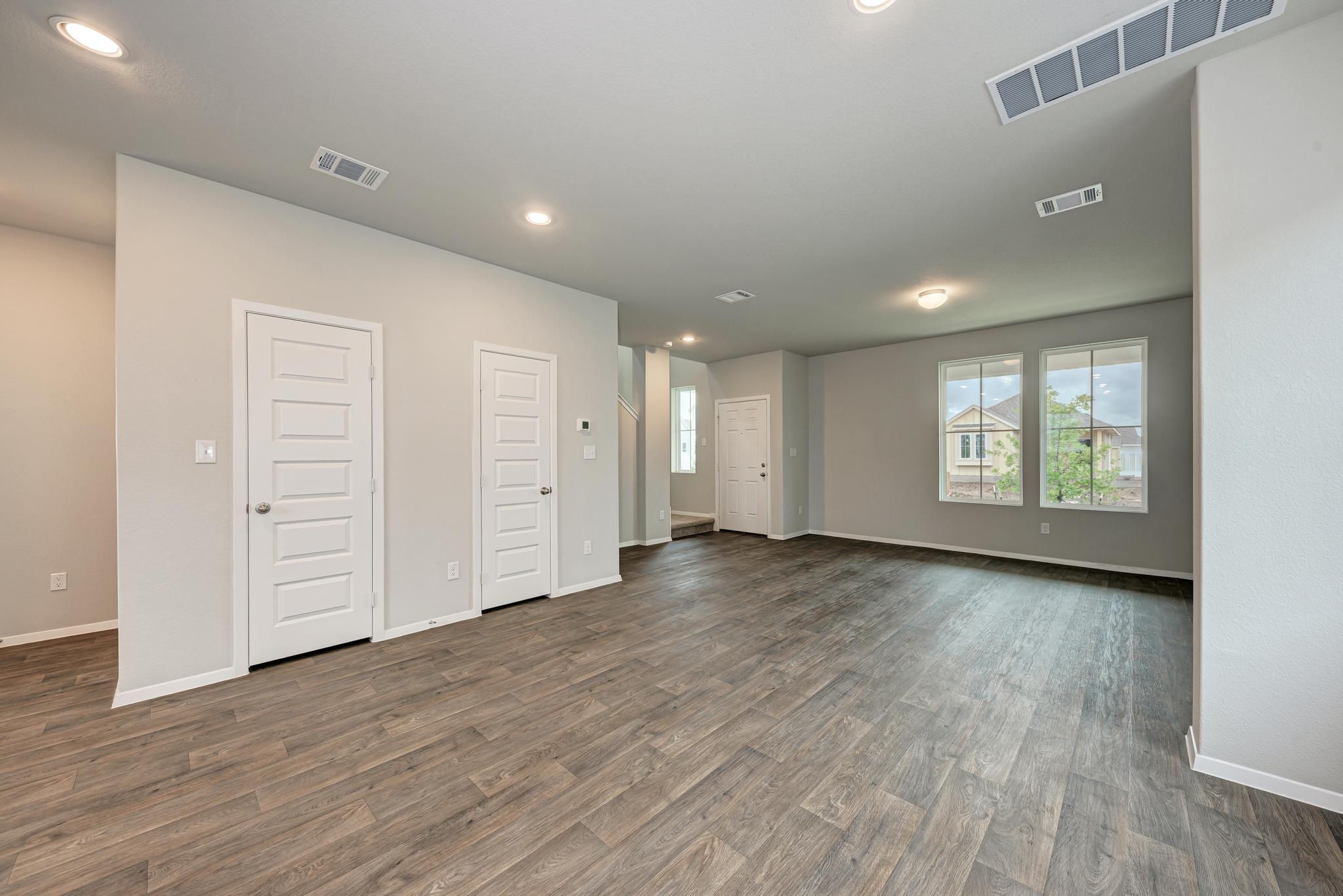 158 Daylily Dr Property Photo 11
