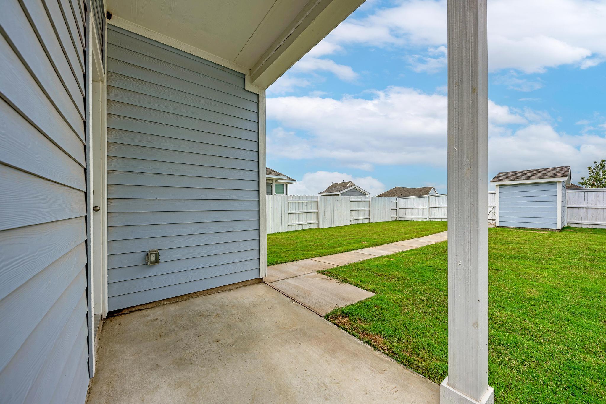 158 Daylily Dr Property Photo 32