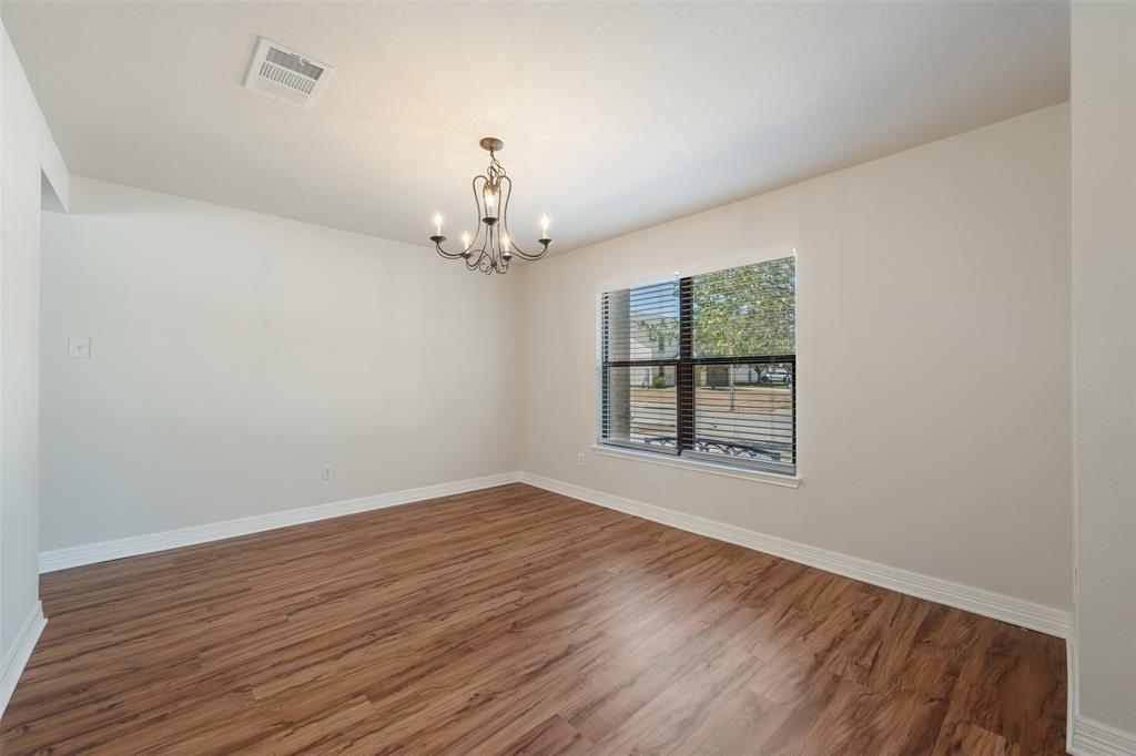 1814 Grassland Dr Property Photo 8