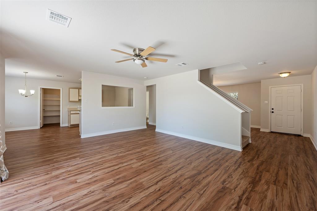 1814 Grassland Dr Property Photo 10