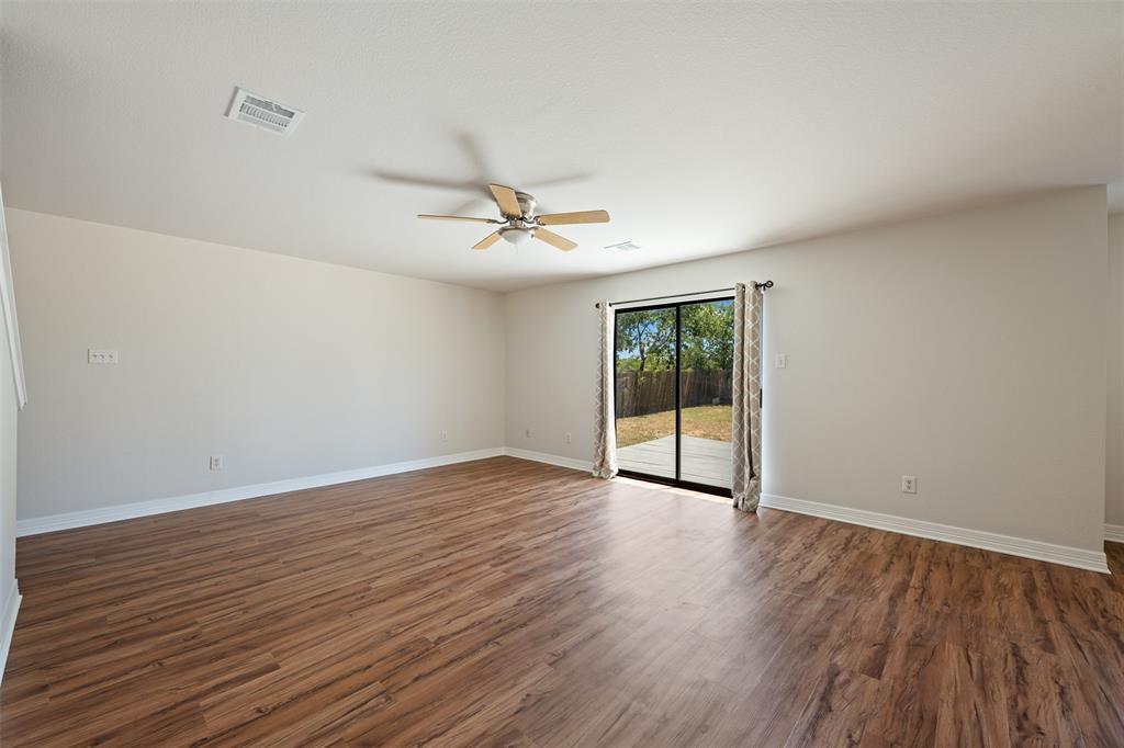 1814 Grassland Dr Property Photo 12