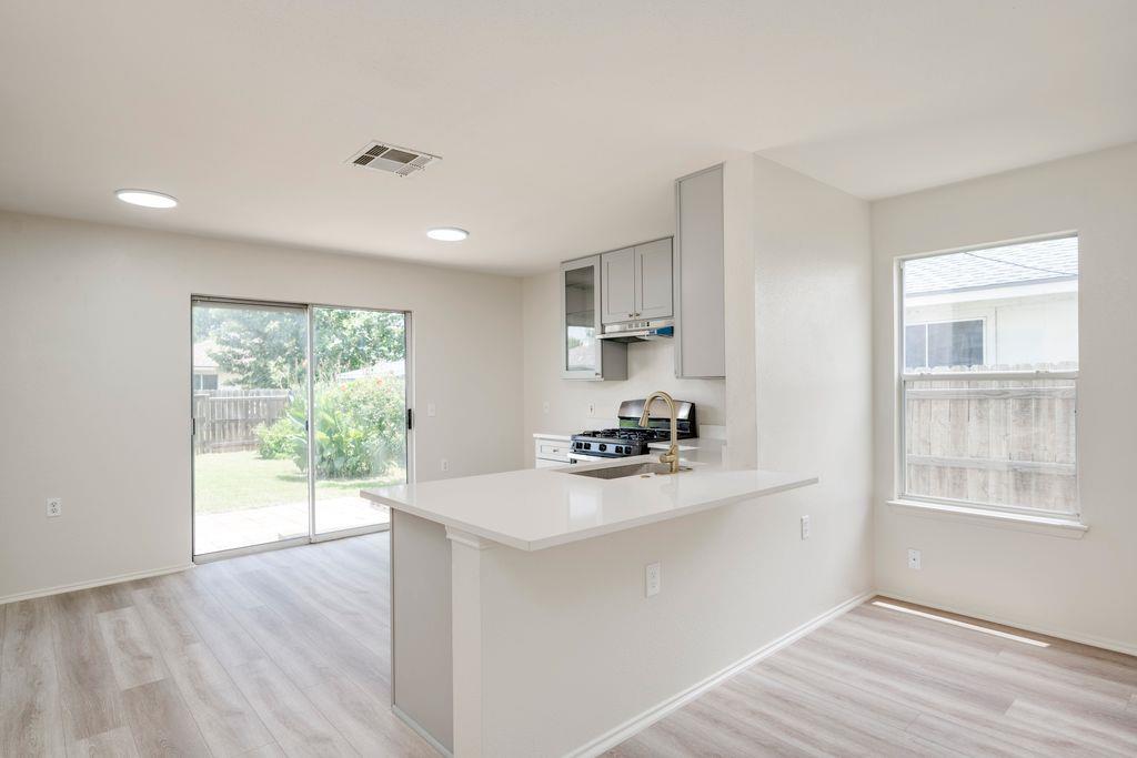 11409 Robert Wooding Dr Property Photo 5