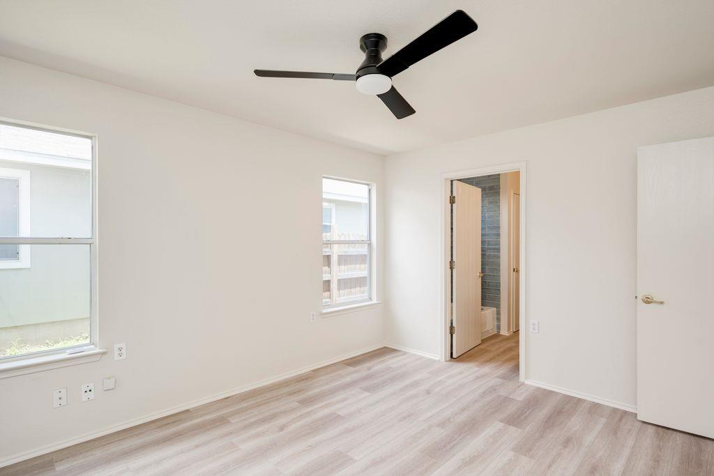 11409 Robert Wooding Dr Property Photo 9