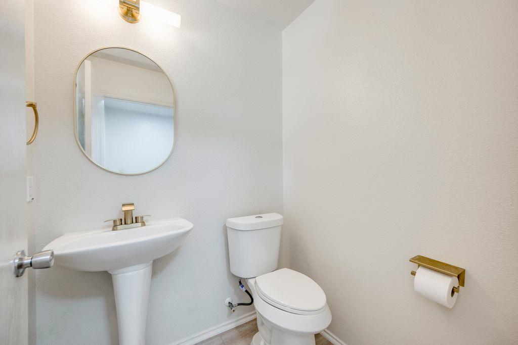 11409 Robert Wooding Dr Property Photo 13