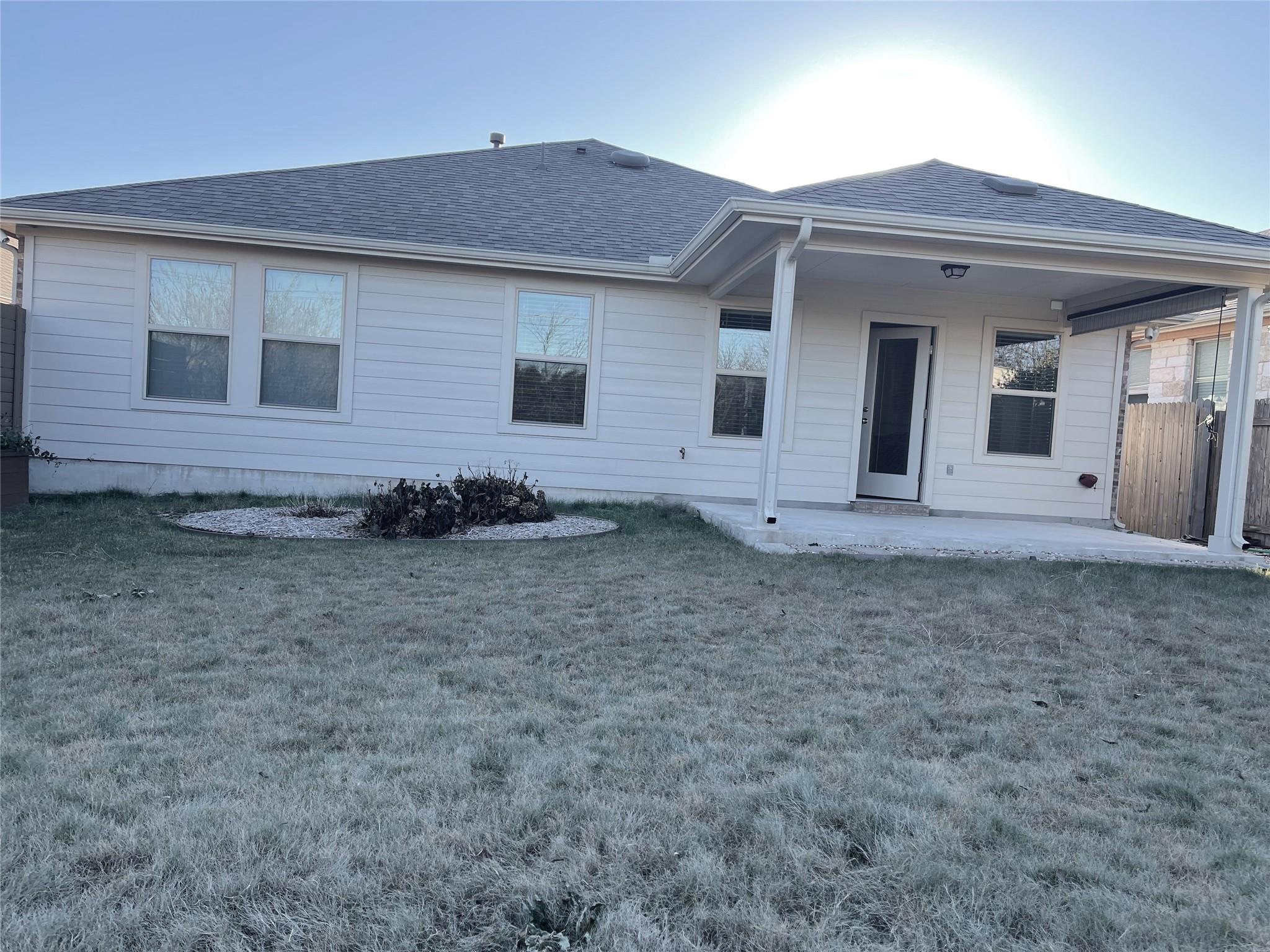 7404 Longford Trl Property Photo 16