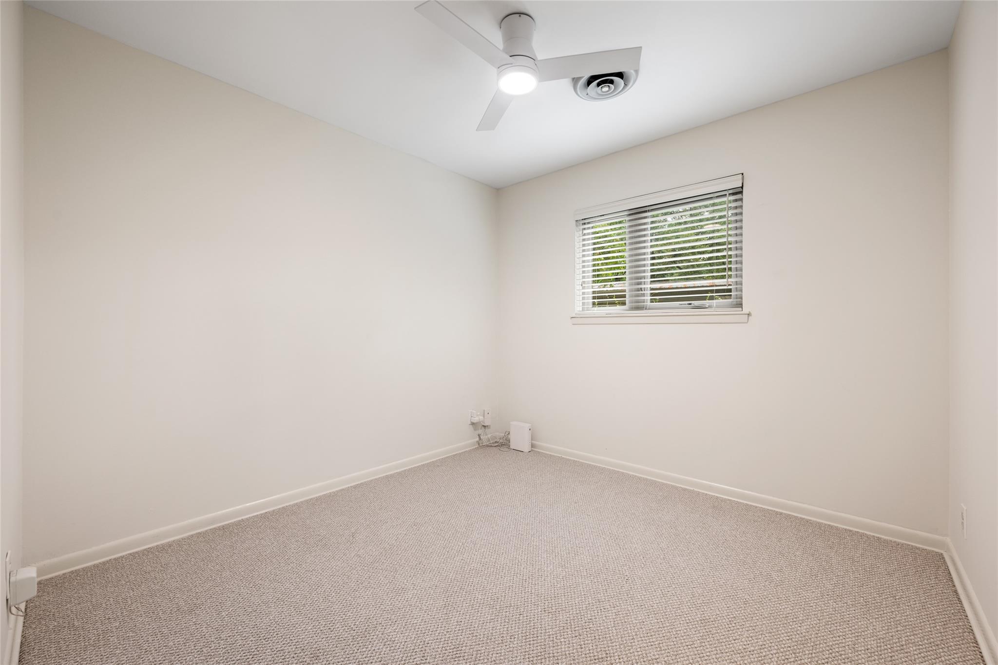 1721 Deerfield Dr Property Photo 27