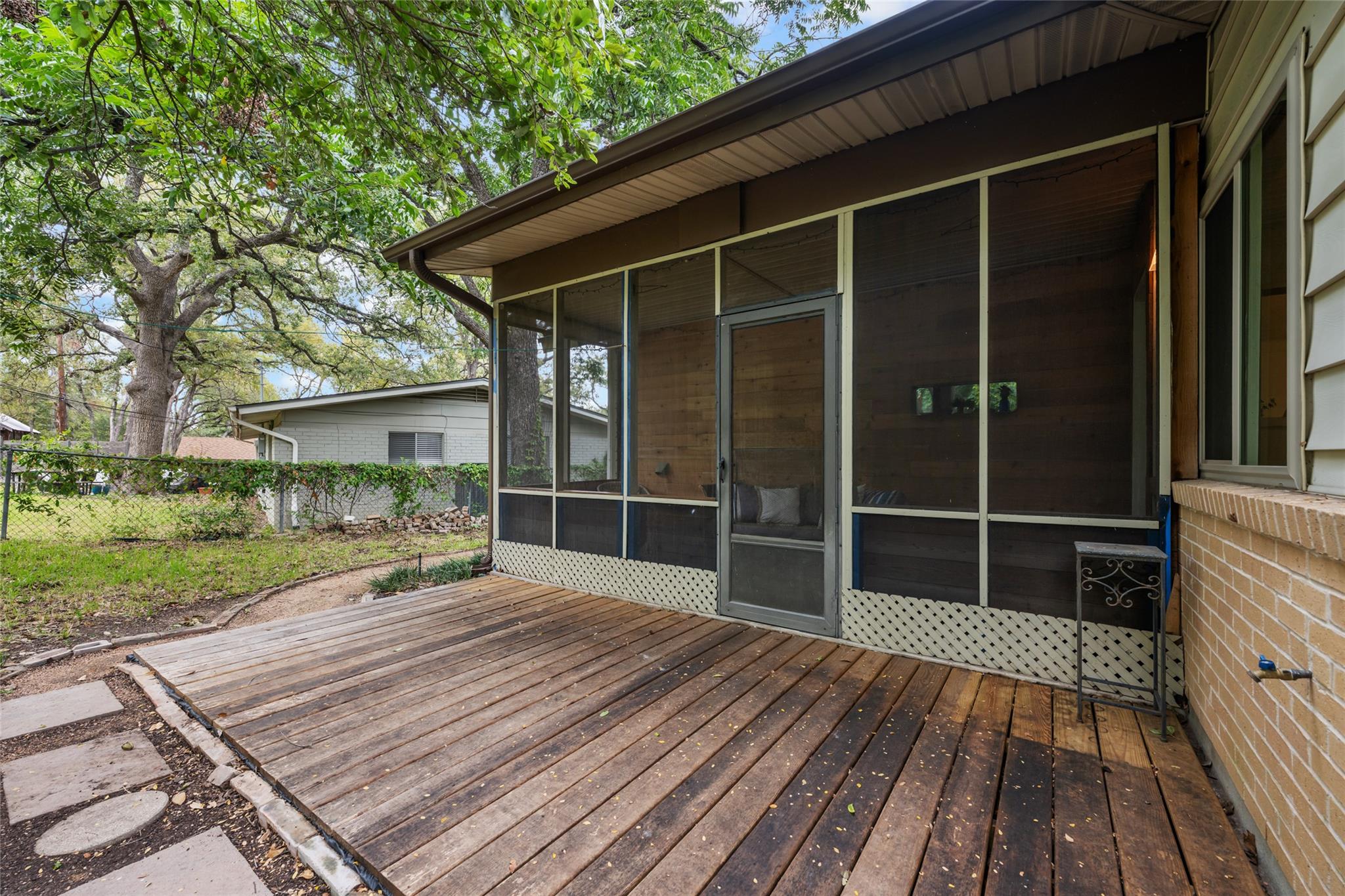 1721 Deerfield Dr Property Photo 32