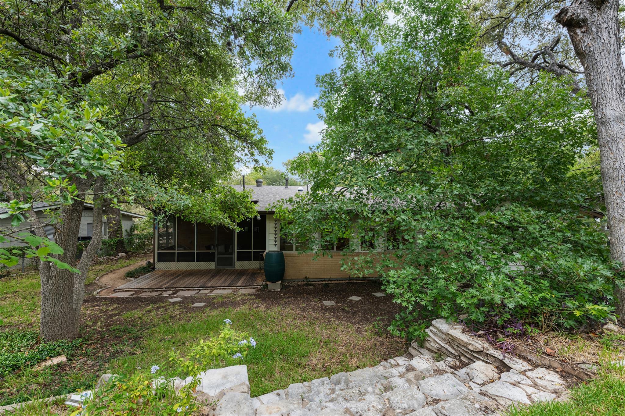 1721 Deerfield Dr Property Photo 34